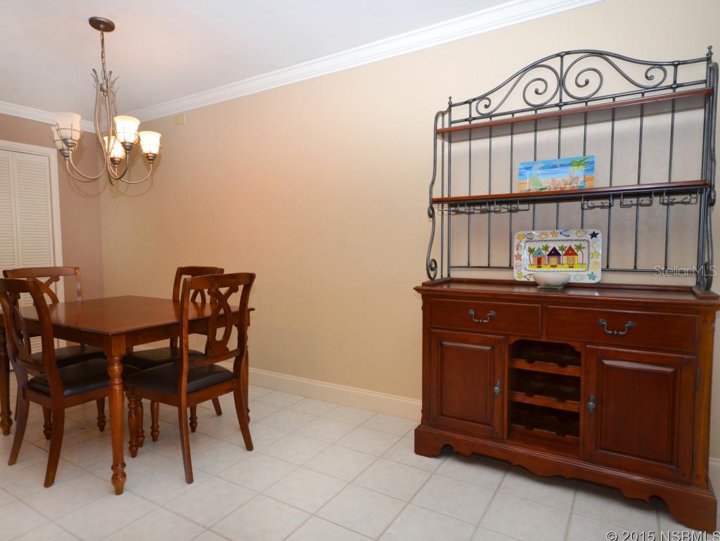 Pelican - Residential