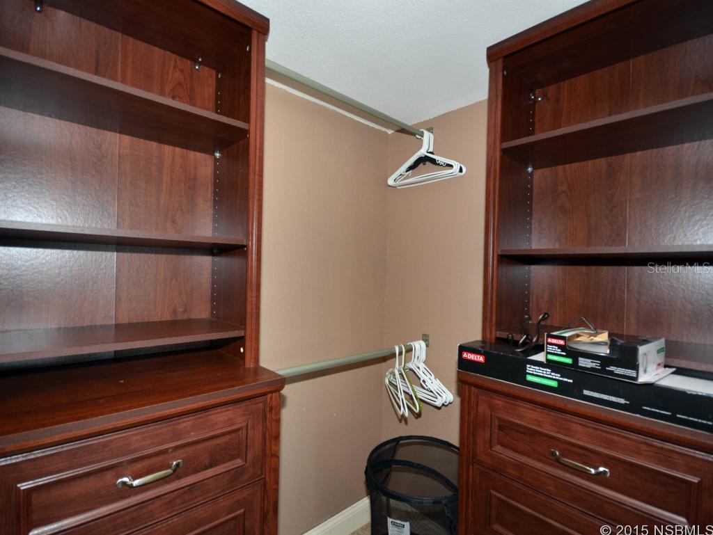 Pelican - Residential