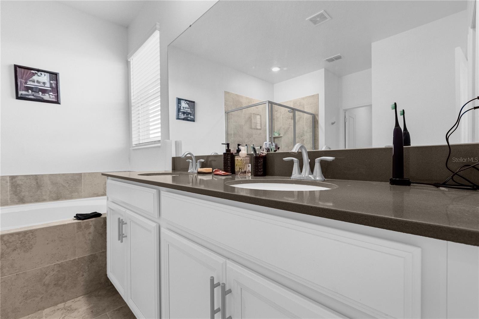 HANOVER LAKES PH 4 - Residential