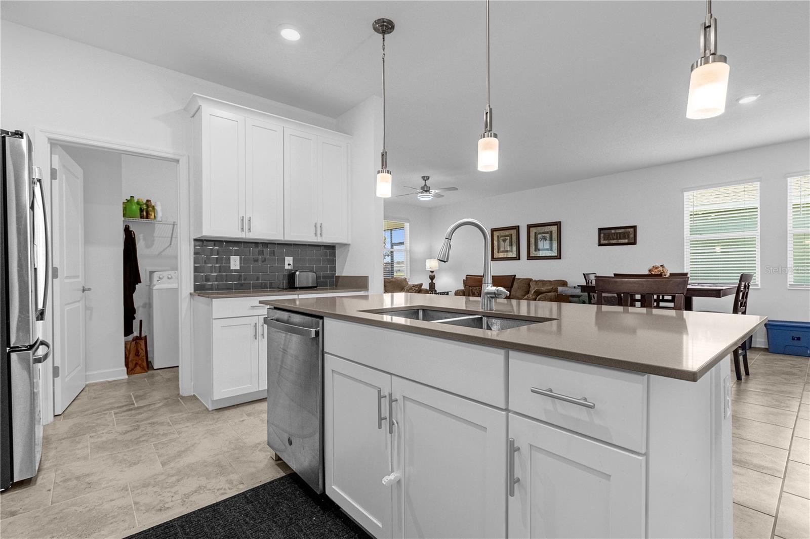 HANOVER LAKES PH 4 - Residential