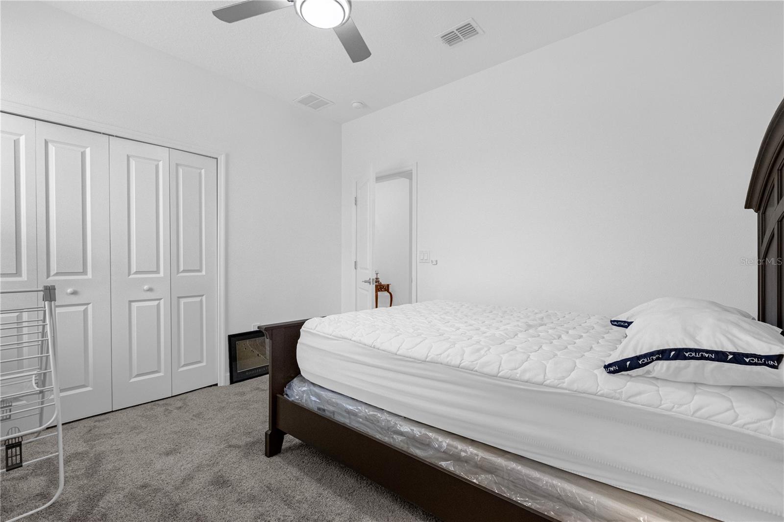 HANOVER LAKES PH 4 - Residential