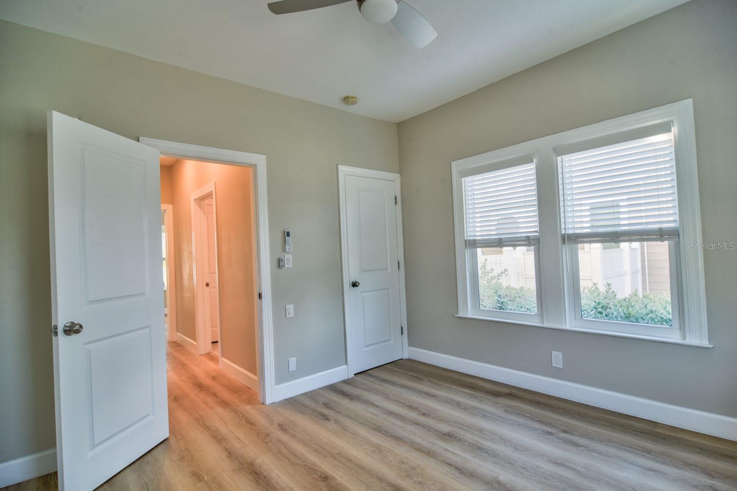 LONE PALM BEACH 1ST ADD - Residential Lease