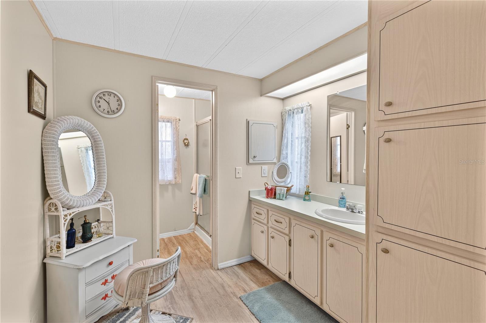 LA CASA MHP CO-OP - Residential