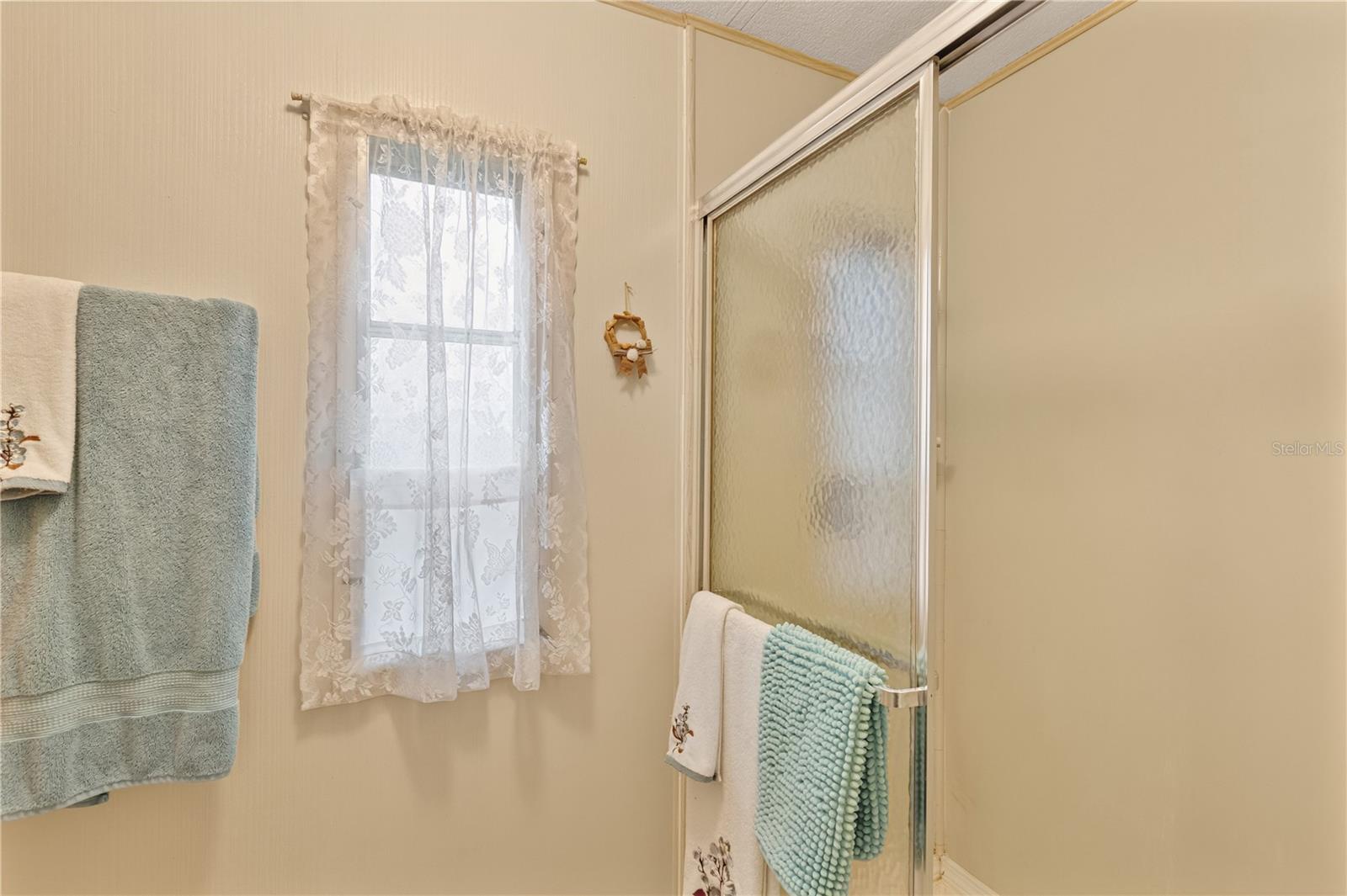 LA CASA MHP CO-OP - Residential