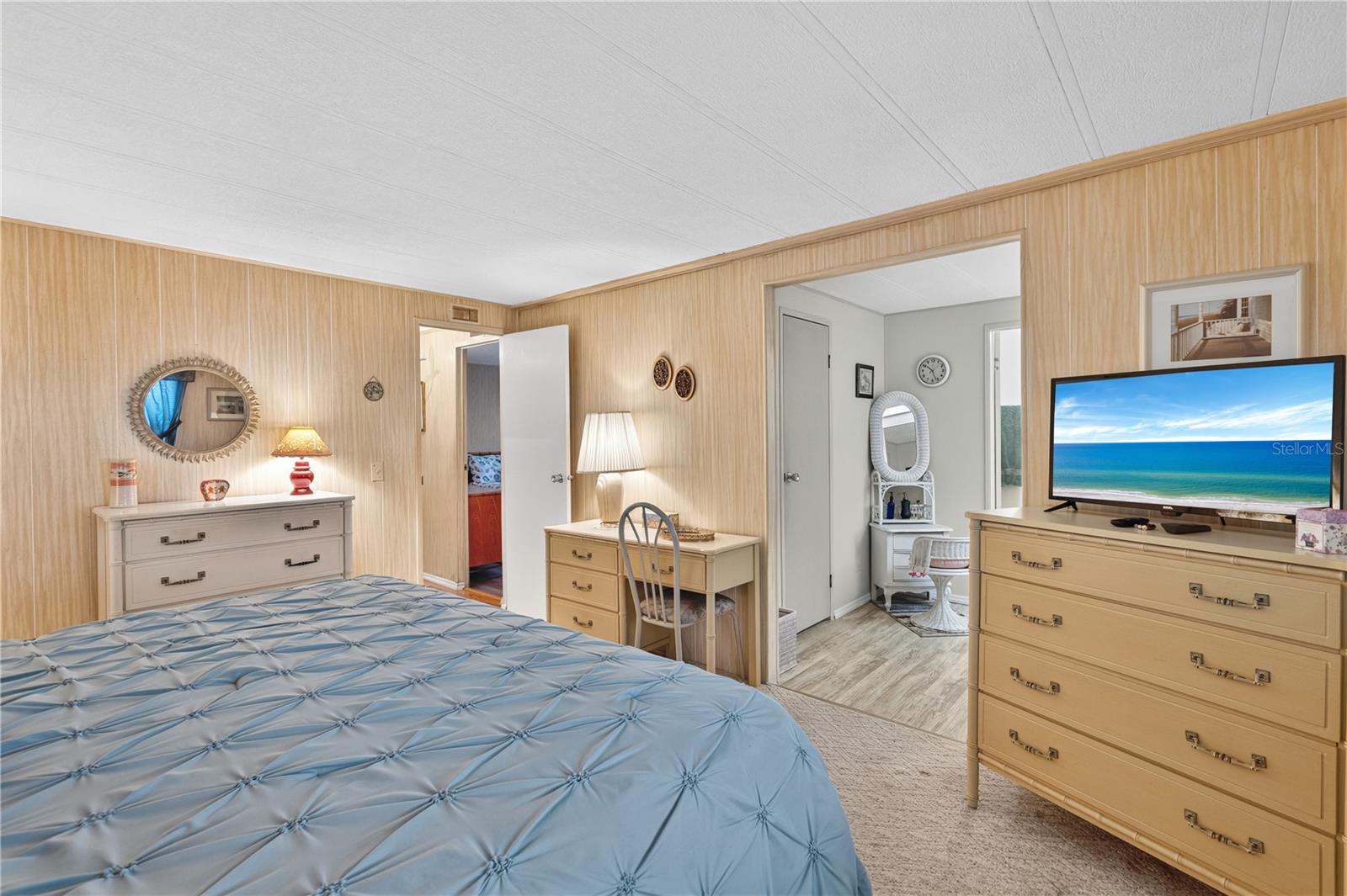 LA CASA MHP CO-OP - Residential