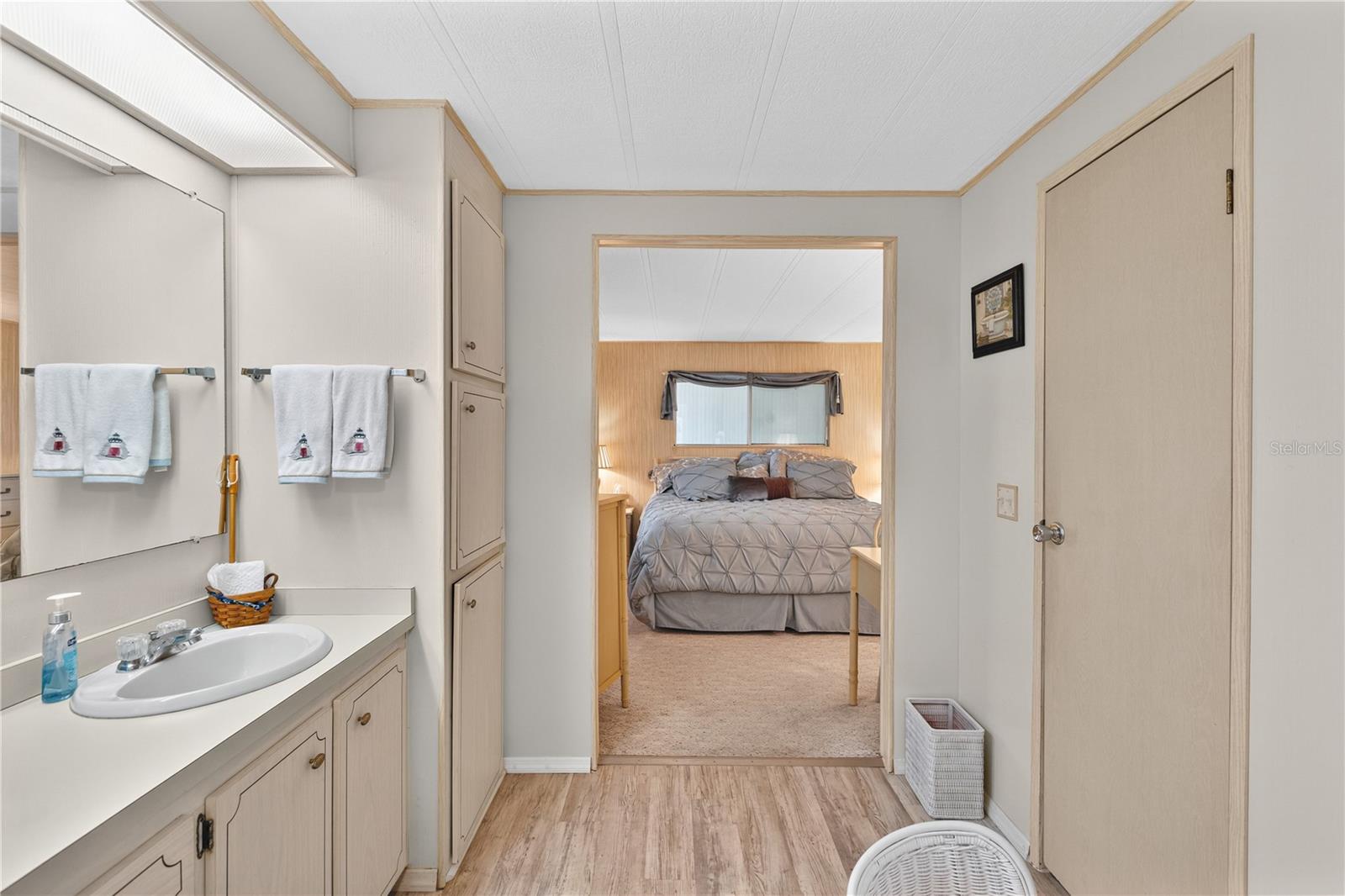 LA CASA MHP CO-OP - Residential