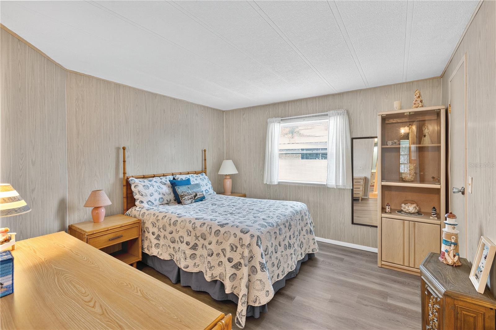 LA CASA MHP CO-OP - Residential