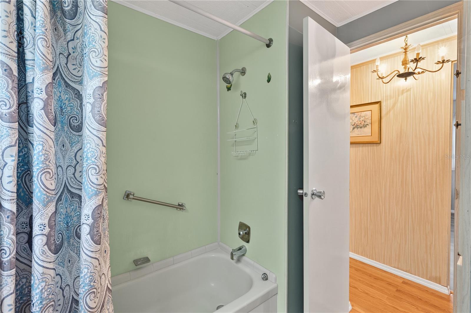 LA CASA MHP CO-OP - Residential