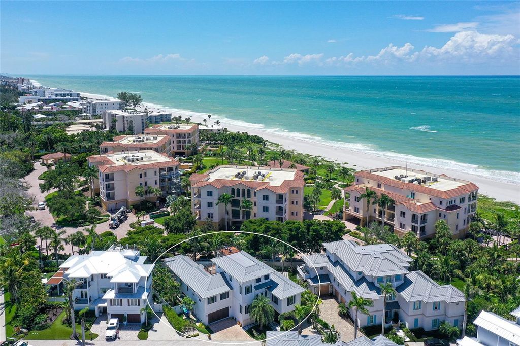 Photo of 5005 Gulf Of Mexico Drive #5, Longboat Key, FL 34228 (MLS # A4661988)