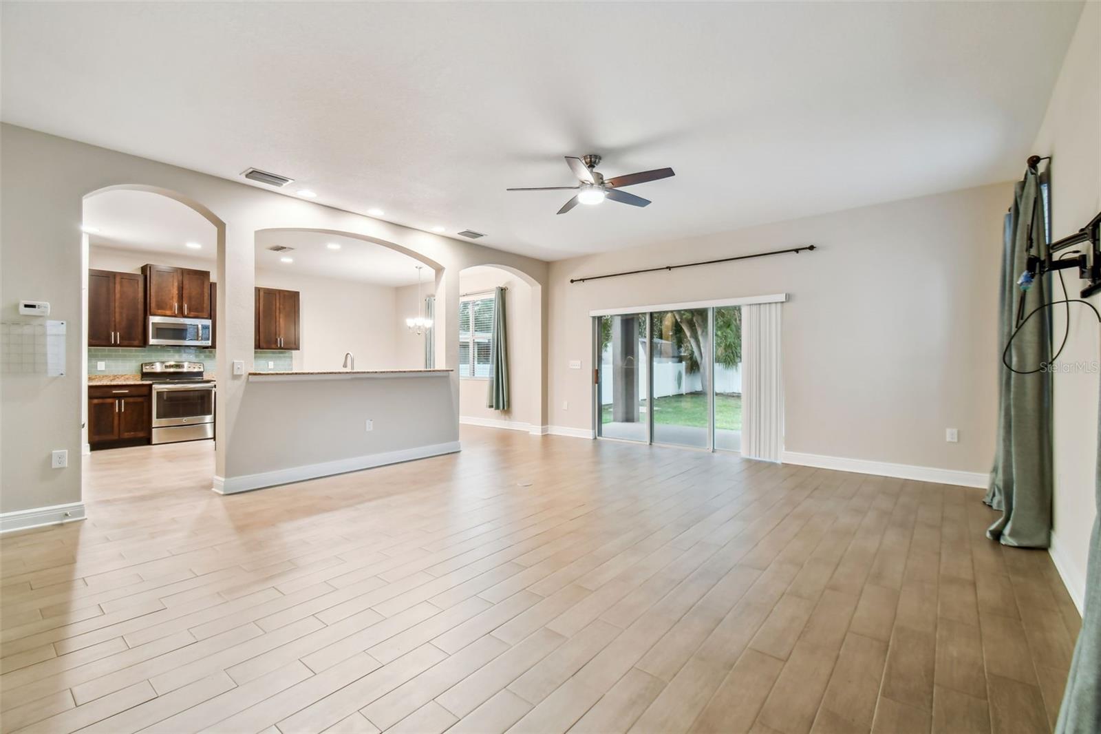 INTERBAY - Residential Lease
