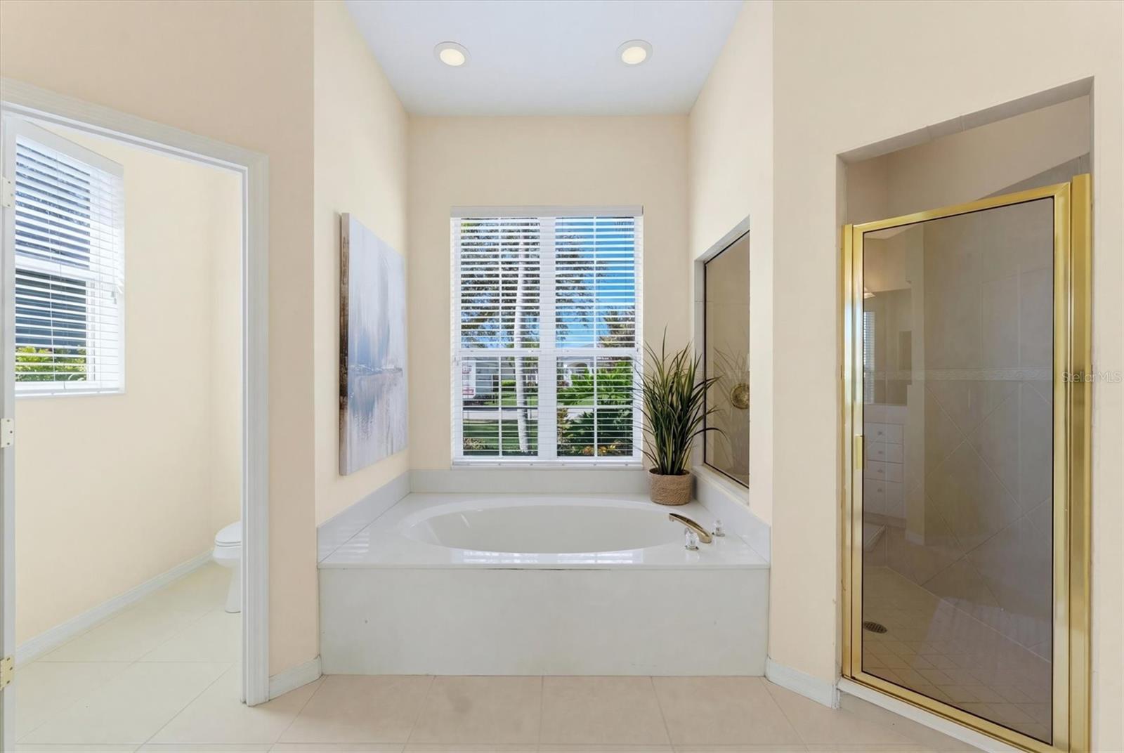 WOODLANDS PARK ON PALMA SOLA BAY - Residential