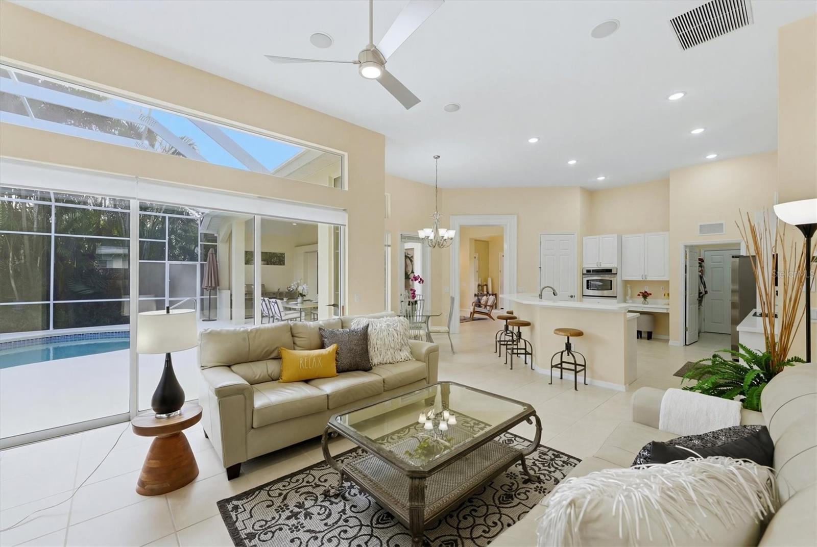 WOODLANDS PARK ON PALMA SOLA BAY - Residential