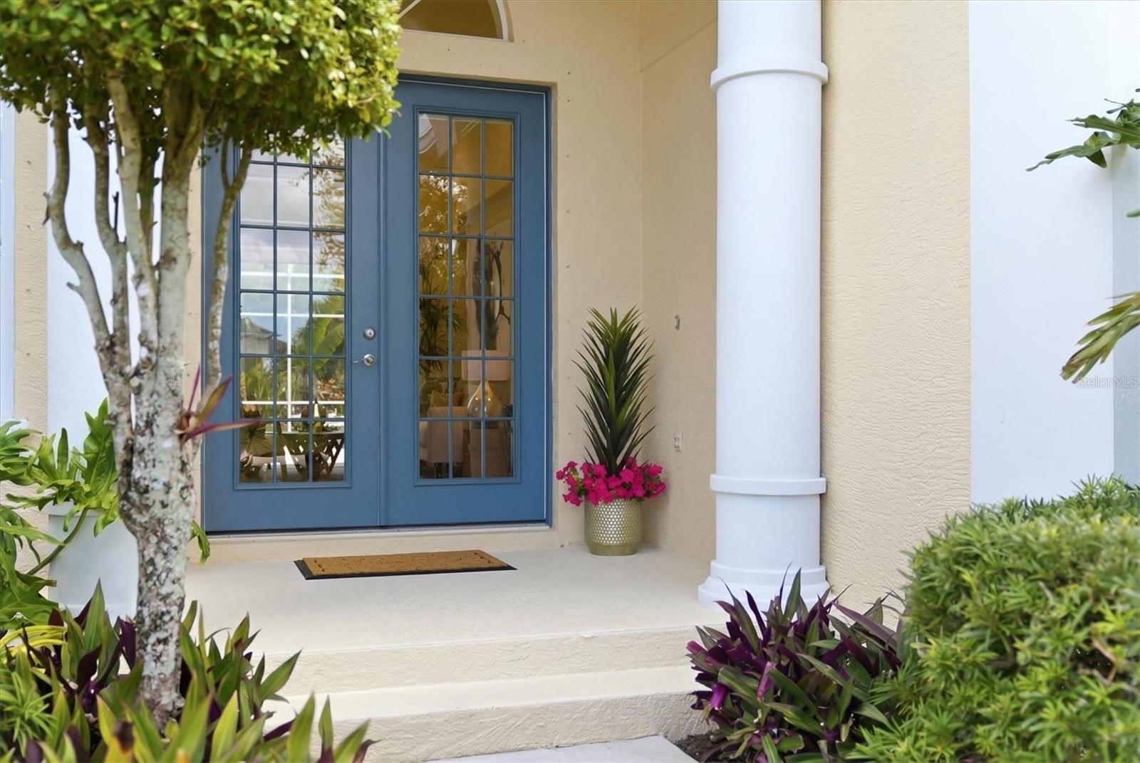 WOODLANDS PARK ON PALMA SOLA BAY - Residential