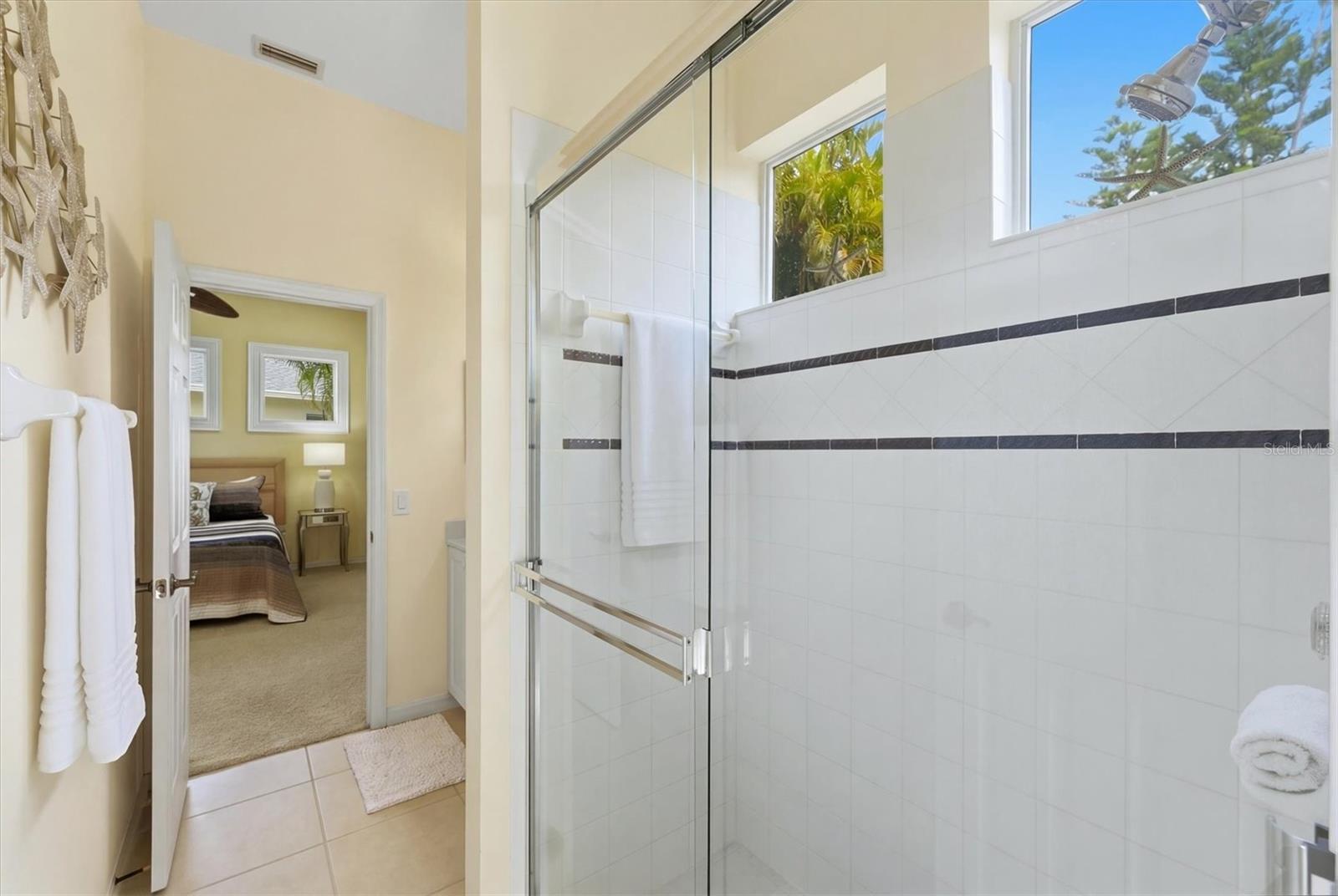 WOODLANDS PARK ON PALMA SOLA BAY - Residential