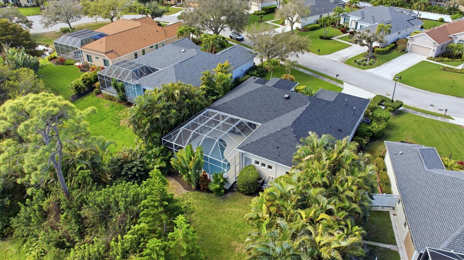 WOODLANDS PARK ON PALMA SOLA BAY - Residential