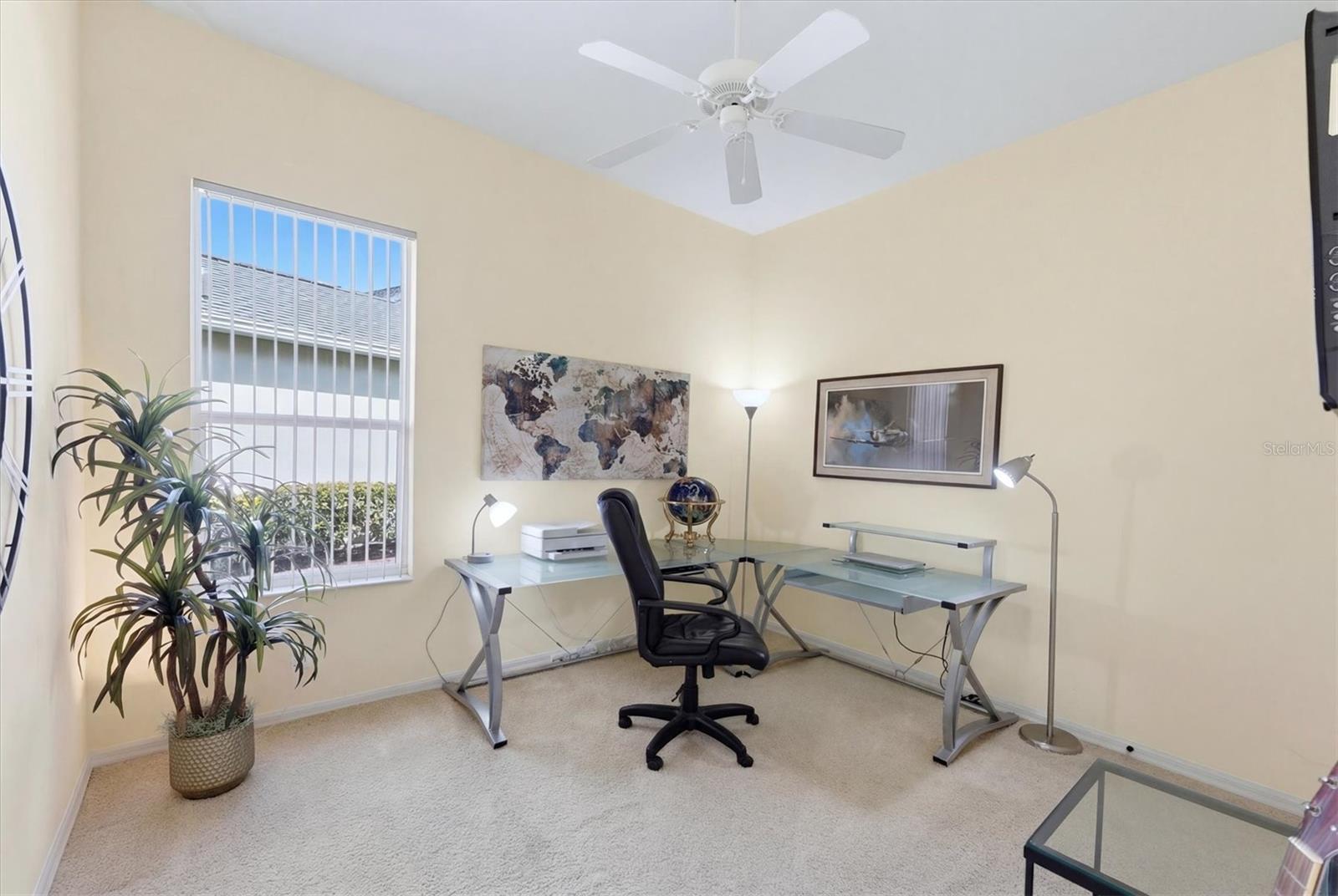 WOODLANDS PARK ON PALMA SOLA BAY - Residential