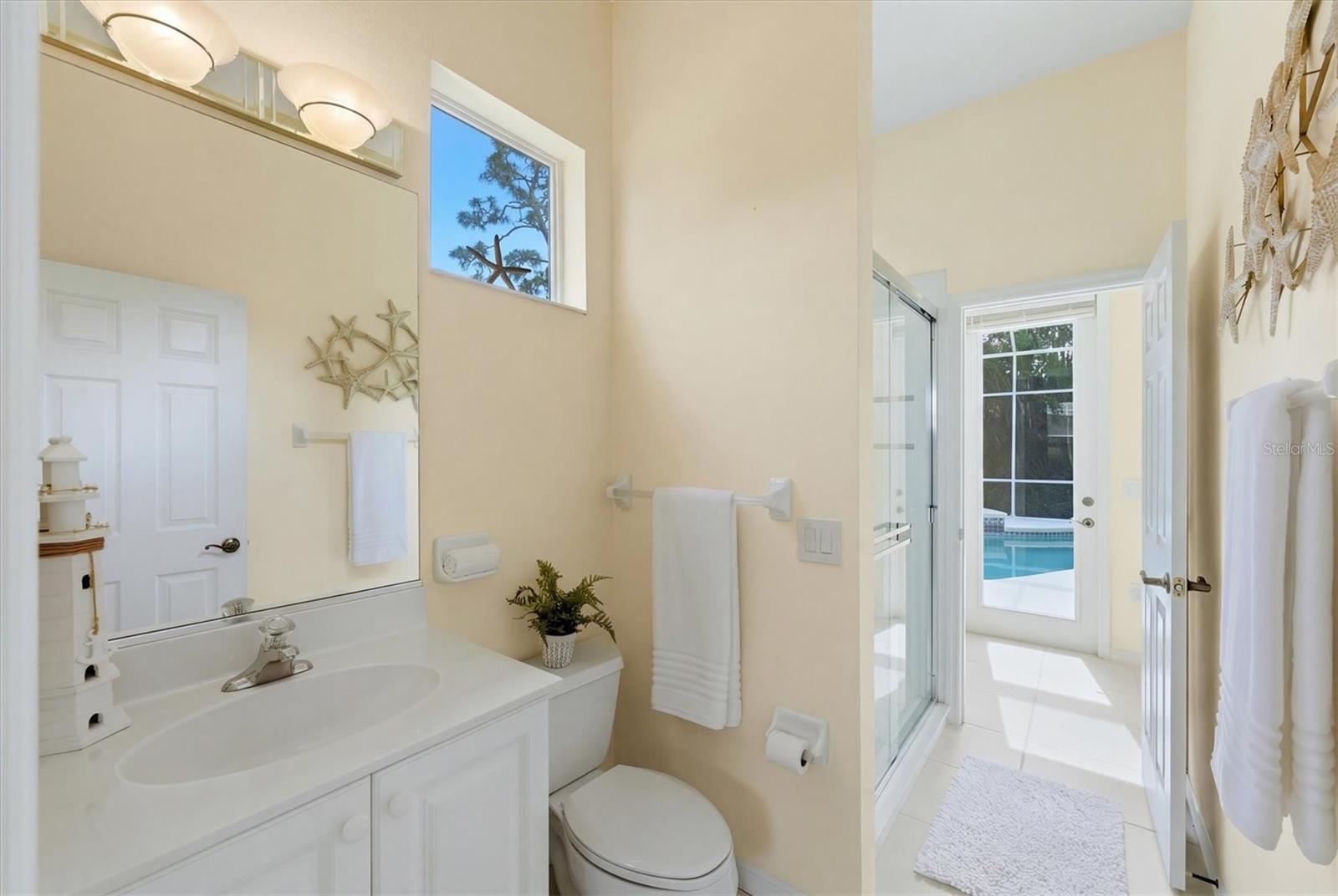 WOODLANDS PARK ON PALMA SOLA BAY - Residential