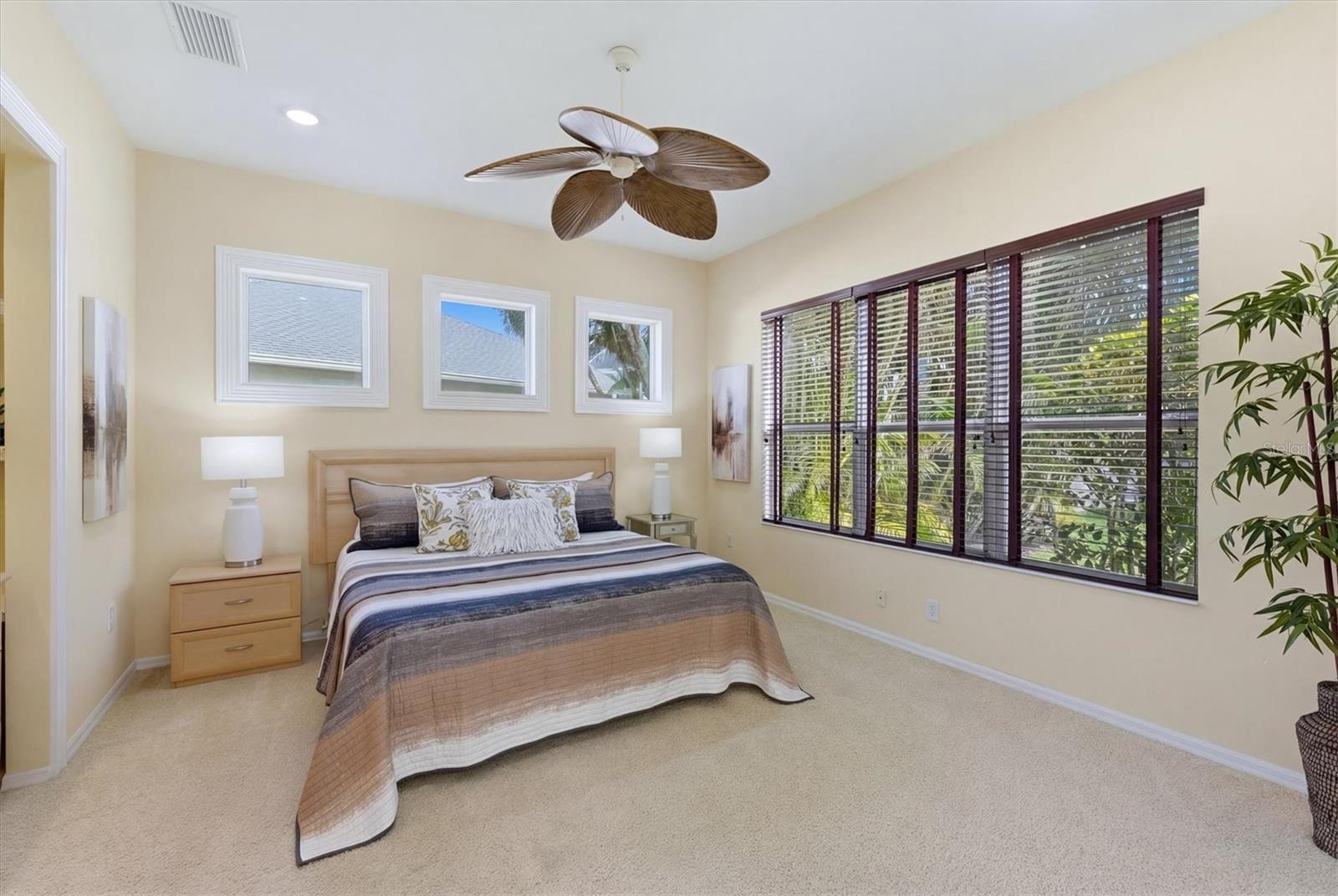 WOODLANDS PARK ON PALMA SOLA BAY - Residential