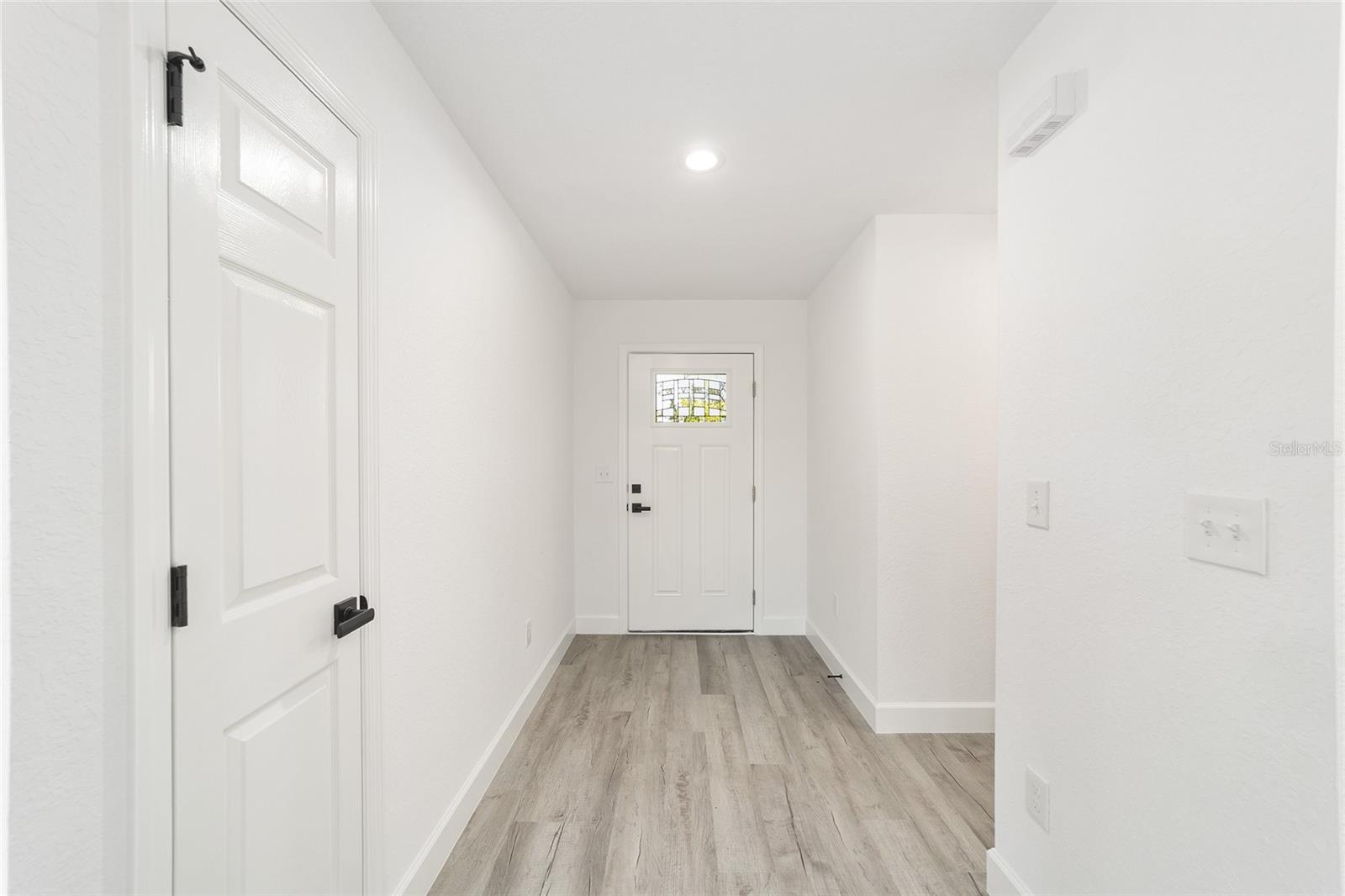 SILVER SPGS SHORES UN #24 - Residential