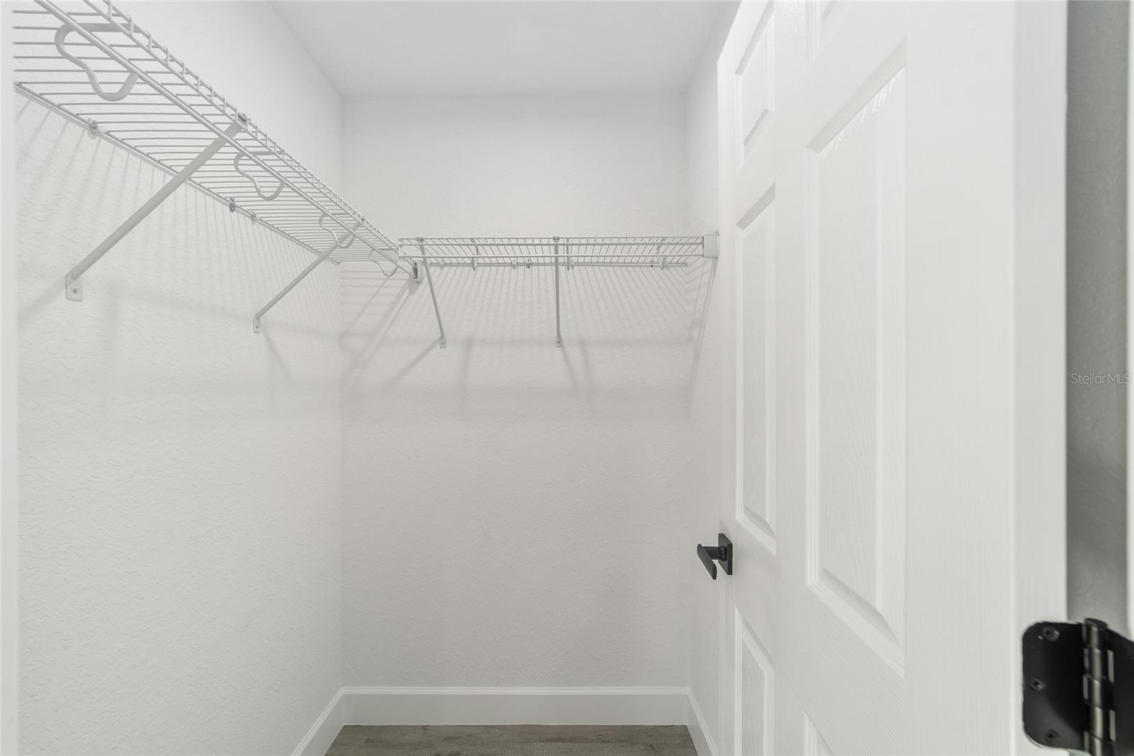 SILVER SPGS SHORES UN #24 - Residential