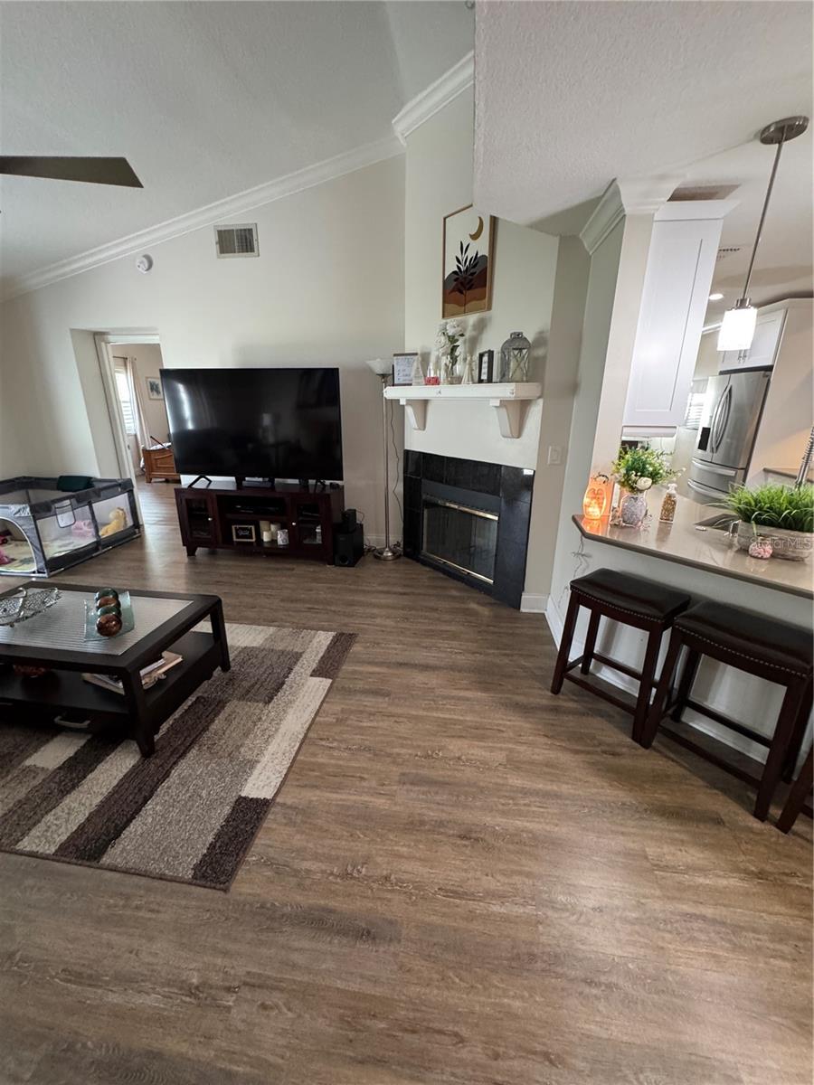 LAKEWOOD AT THE CROSSINGS UNIT 6 - Residential