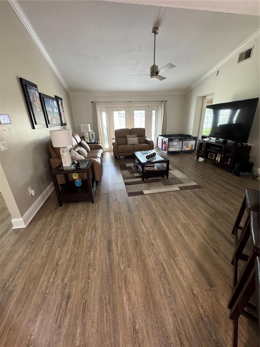 LAKEWOOD AT THE CROSSINGS UNIT 6 - Residential