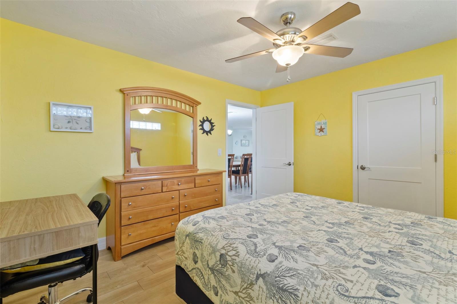 PINE SHORES ESTATE 5TH SEC - Residential