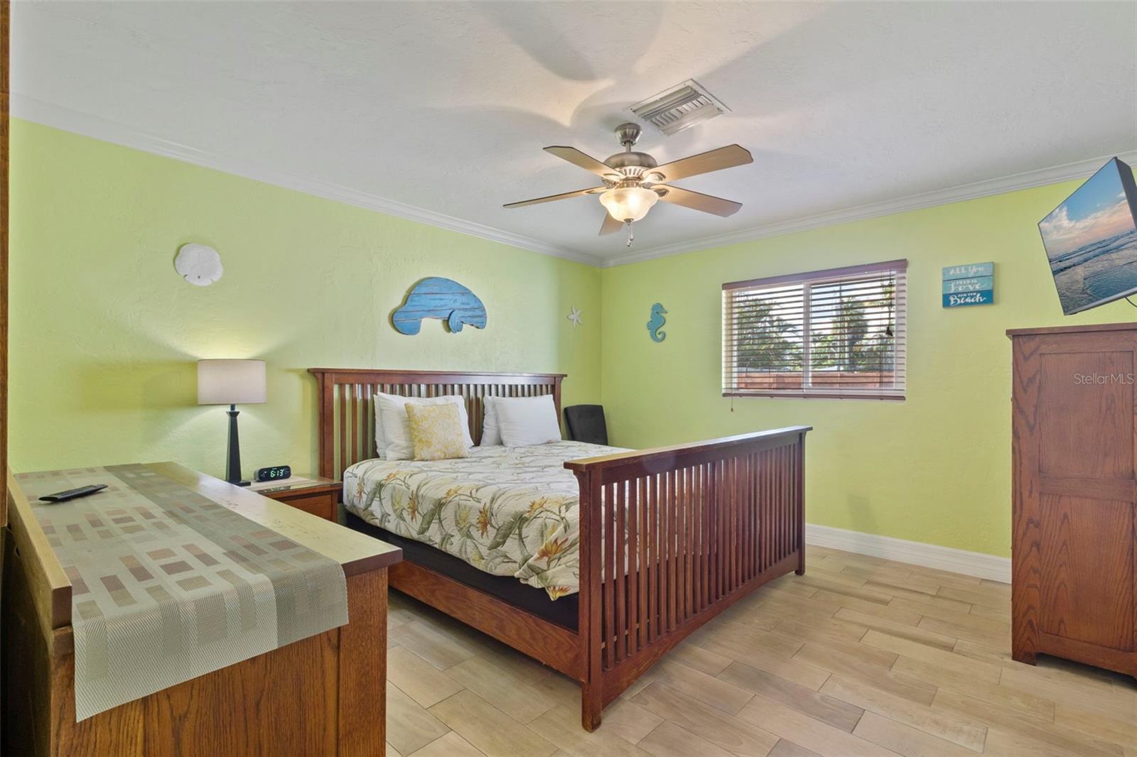 PINE SHORES ESTATE 5TH SEC - Residential