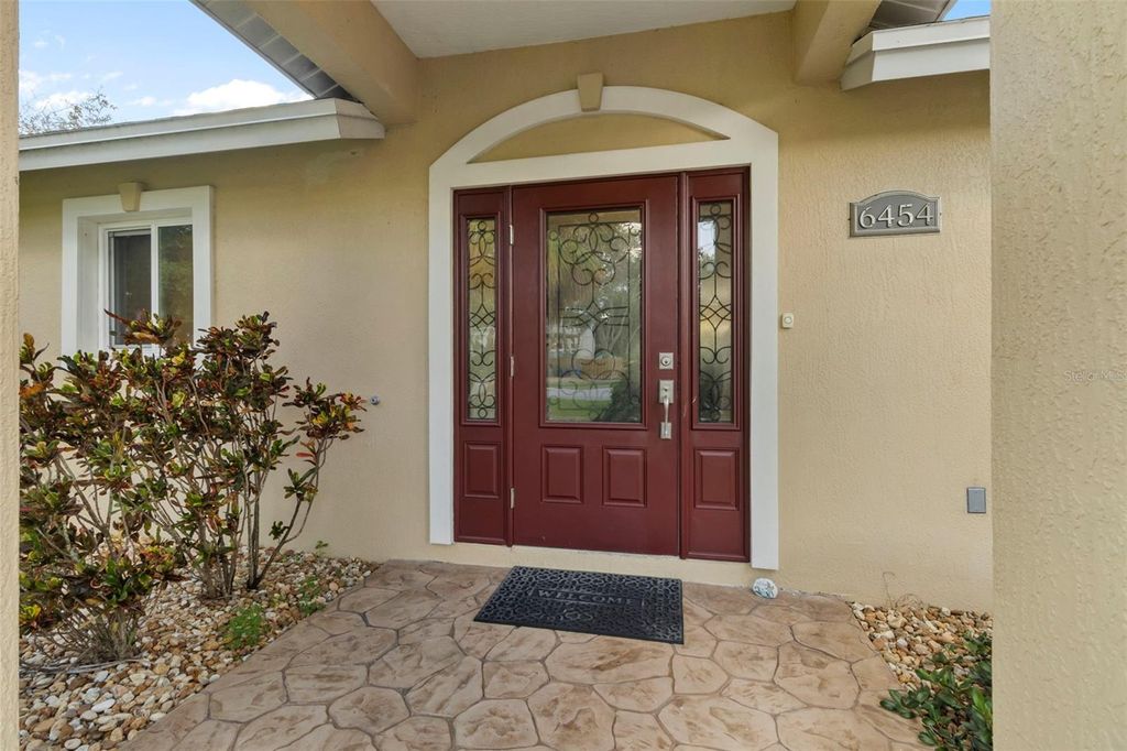 Photo of 6454 Beechwood Avenue, Sarasota, FL 34231 (MLS # A4688435)