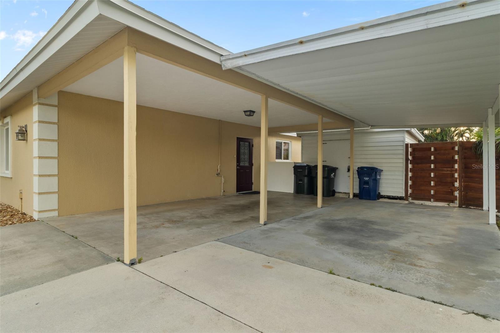 PINE SHORES ESTATE 5TH SEC - Residential