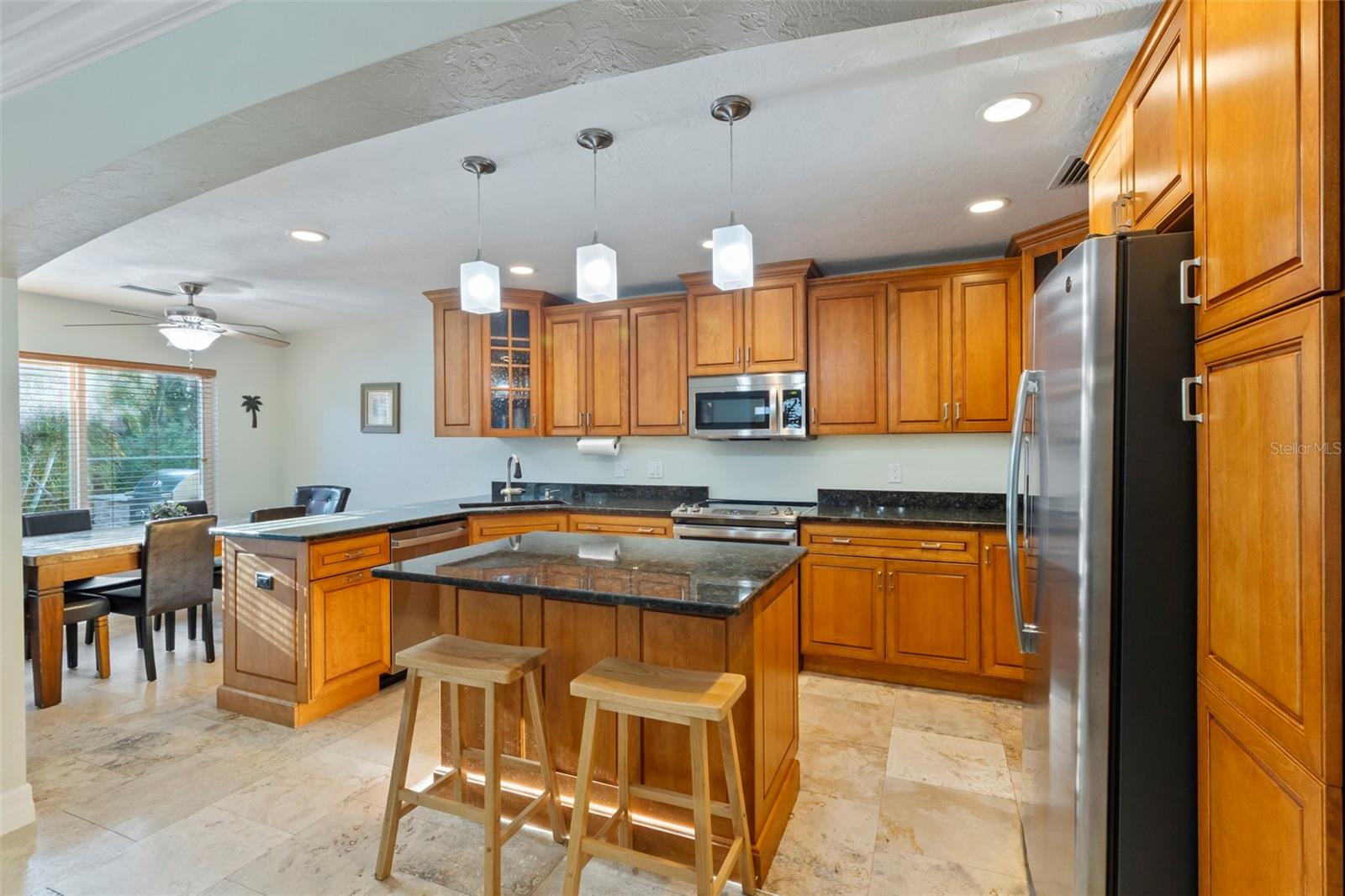 PINE SHORES ESTATE 5TH SEC - Residential