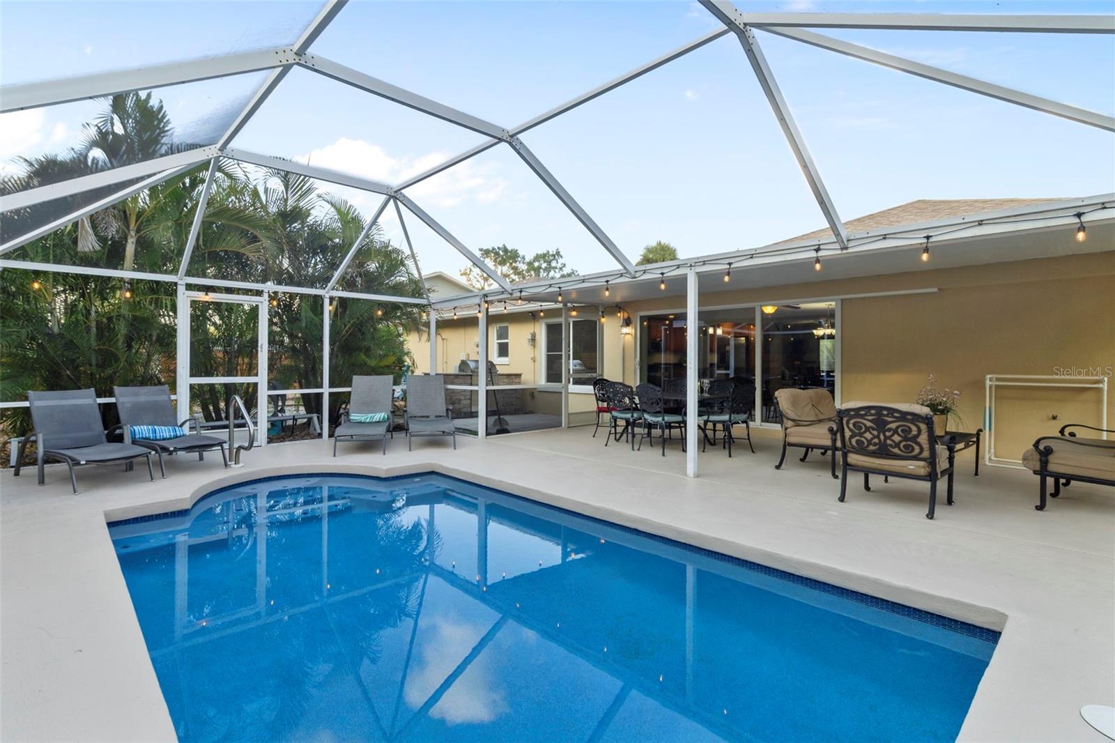 PINE SHORES ESTATE 5TH SEC - Residential