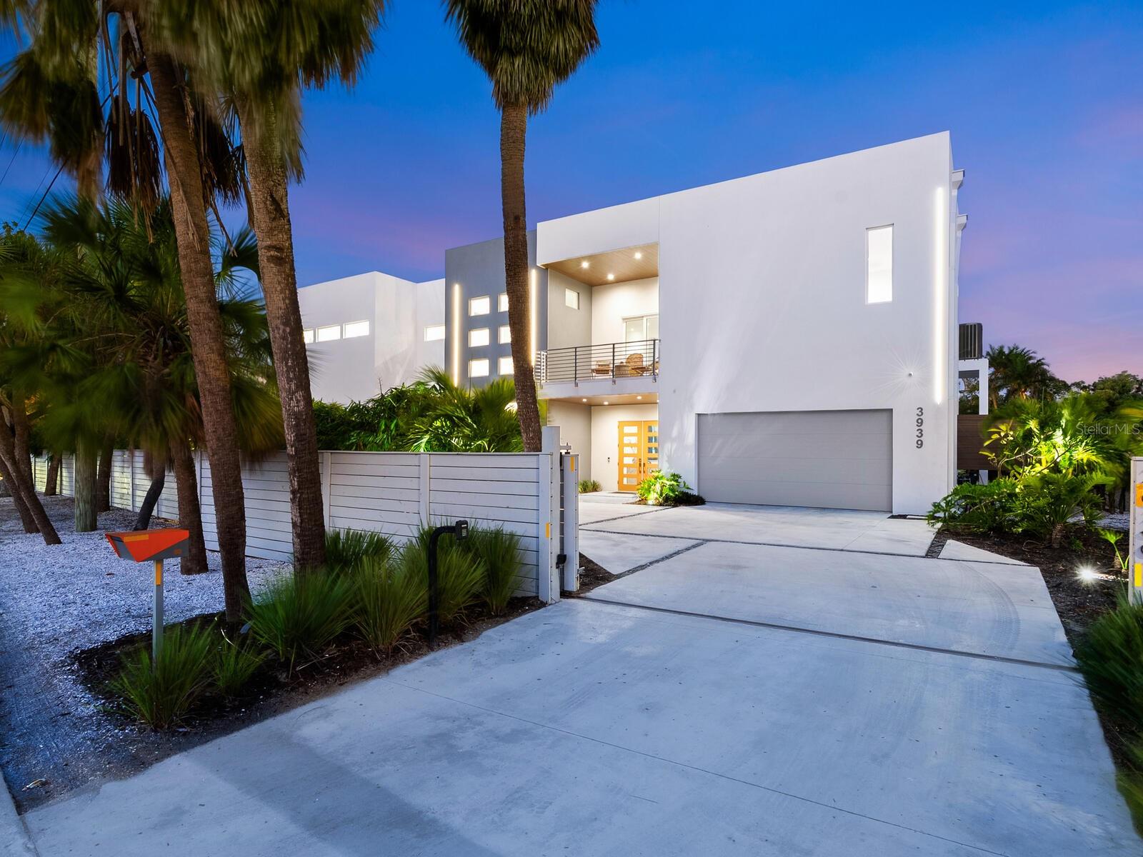 SIESTA REV OF - Residential