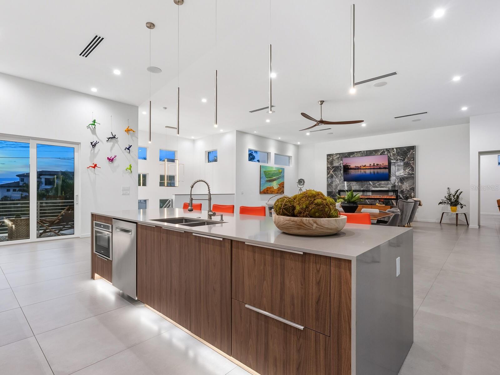 SIESTA REV OF - Residential