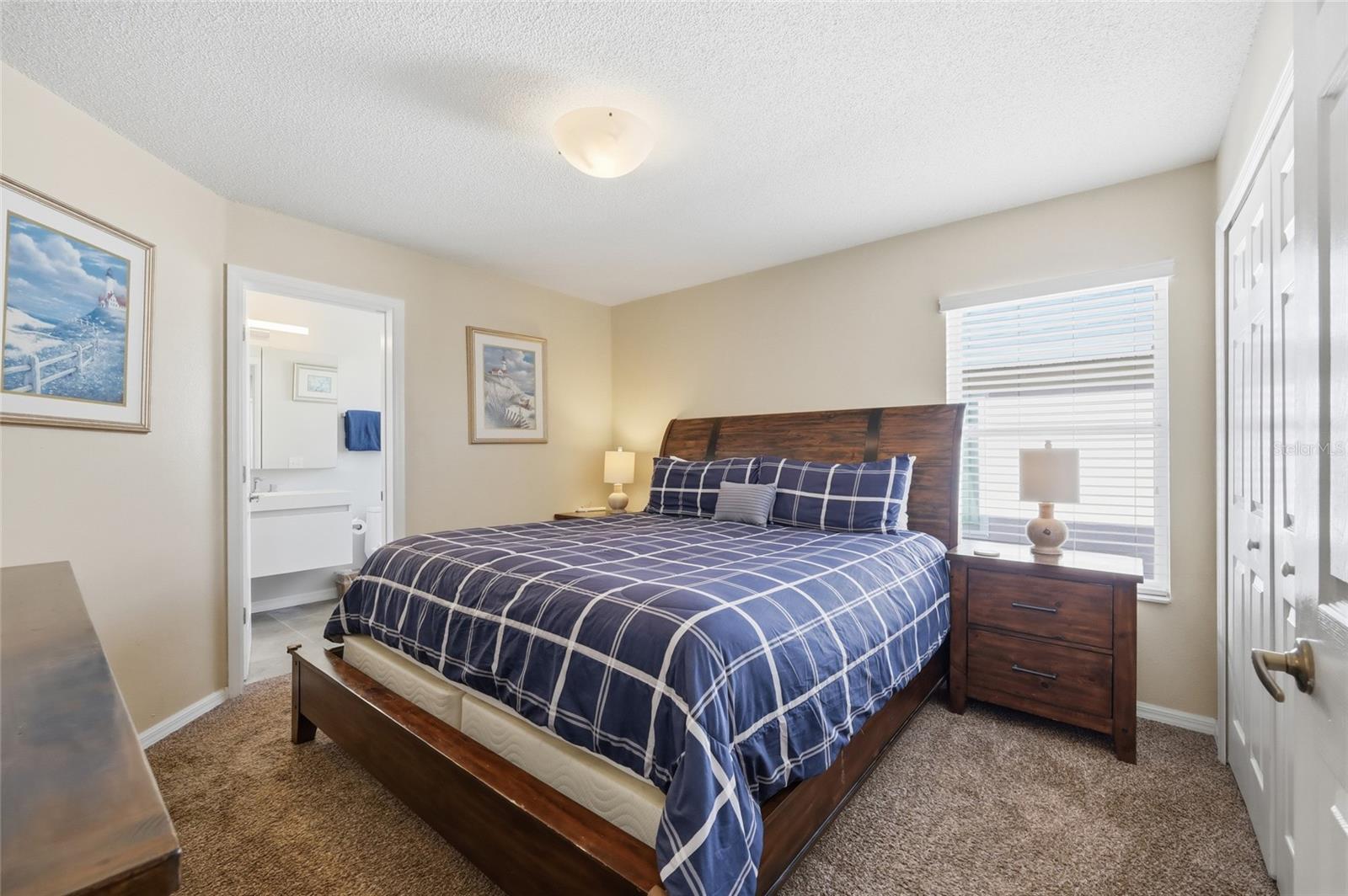 LAKE BERKLEY RESORT - Residential