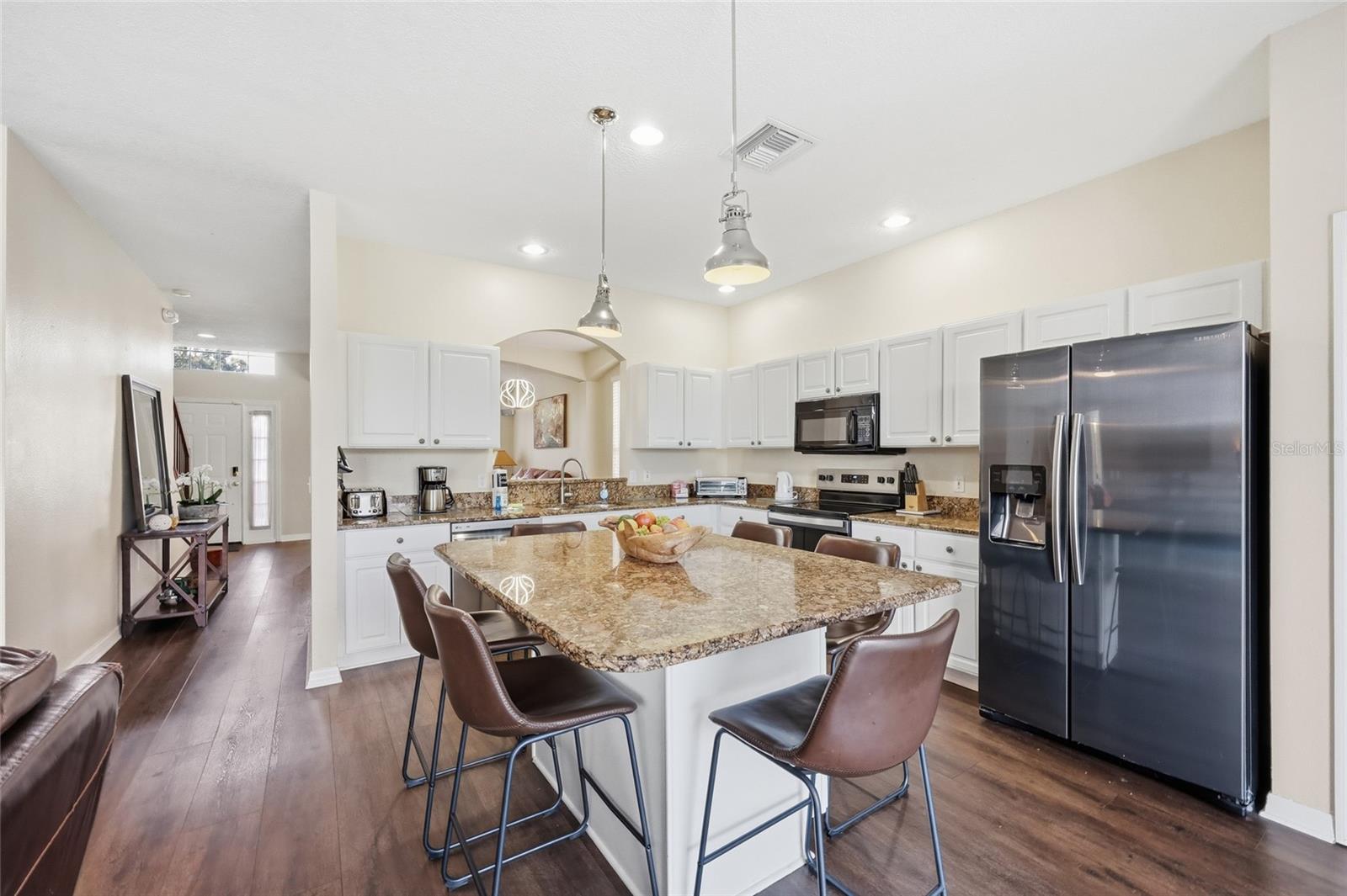 LAKE BERKLEY RESORT - Residential