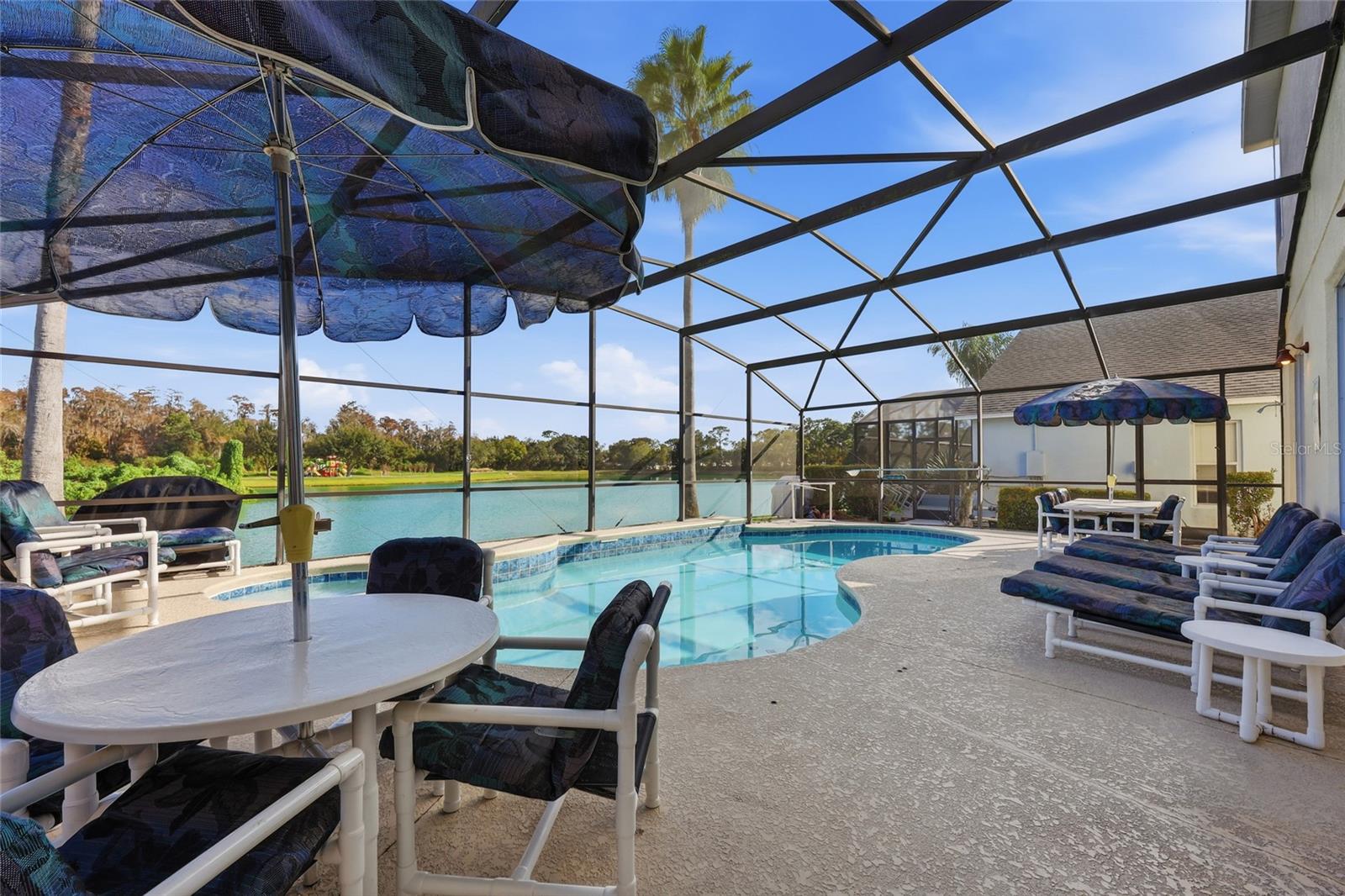 LAKE BERKLEY RESORT - Residential