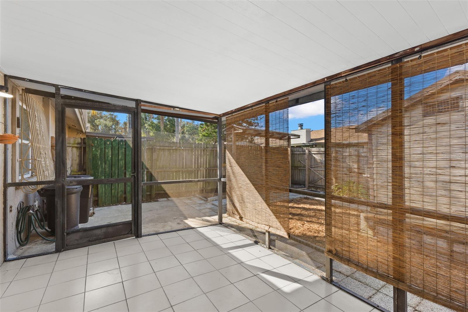 HUNTINGTON OF CARROLLWOOD - Residential Lease