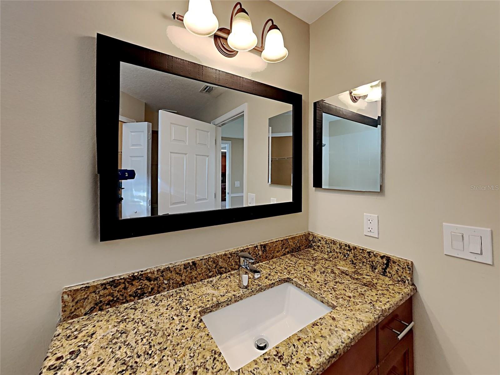 THOUSAND OAKS MULTI FAMILY - Residential