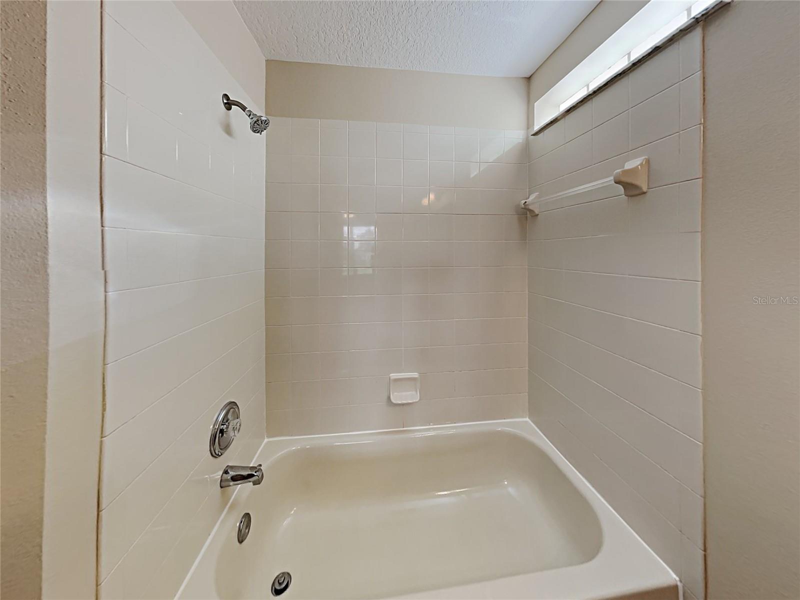 THOUSAND OAKS MULTI FAMILY - Residential