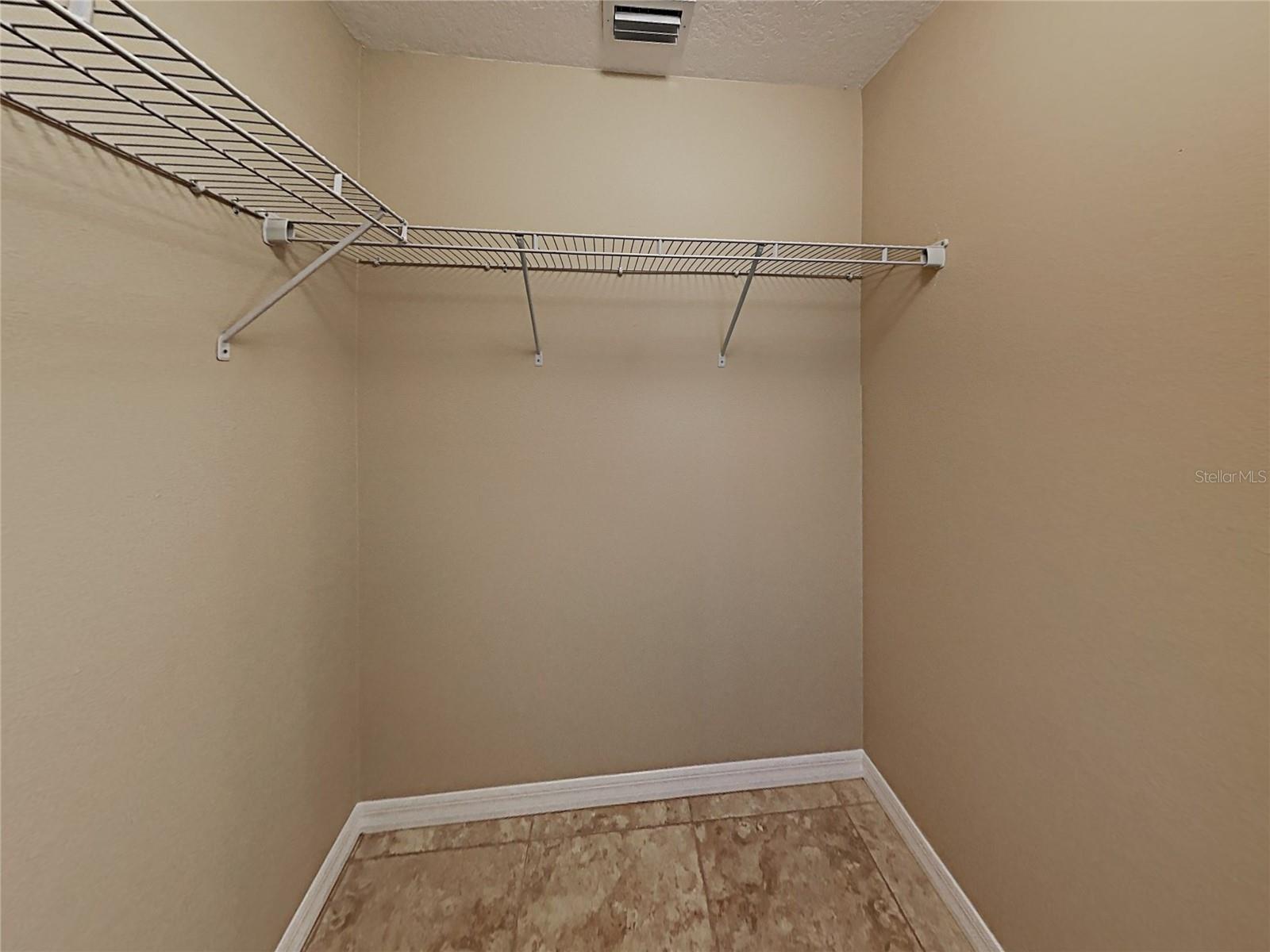 THOUSAND OAKS MULTI FAMILY - Residential