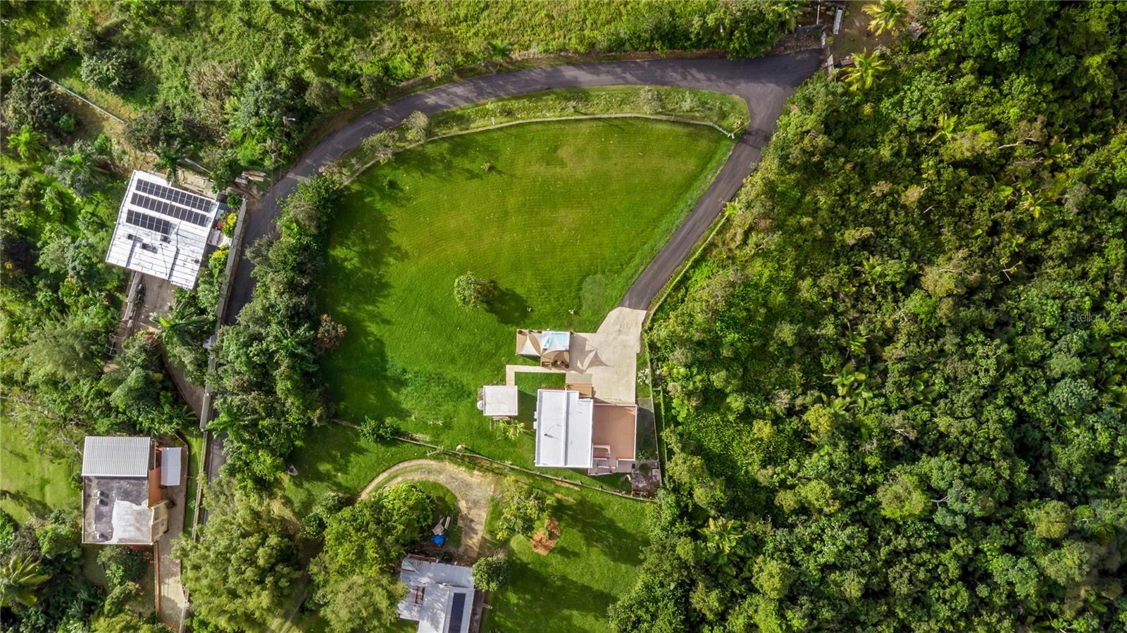 BO. GUZMAN ARRIBA - Residential