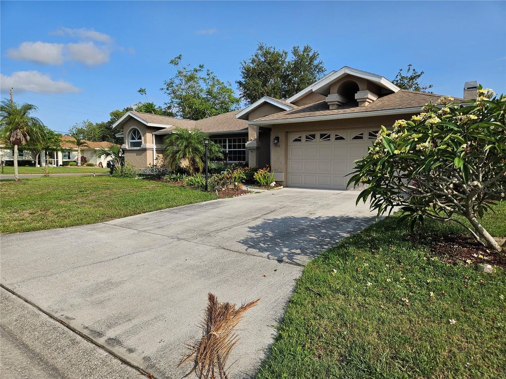 Photo of 3110 57th Avenue Circle E, Bradenton, FL 34203 (MLS # A4674763)