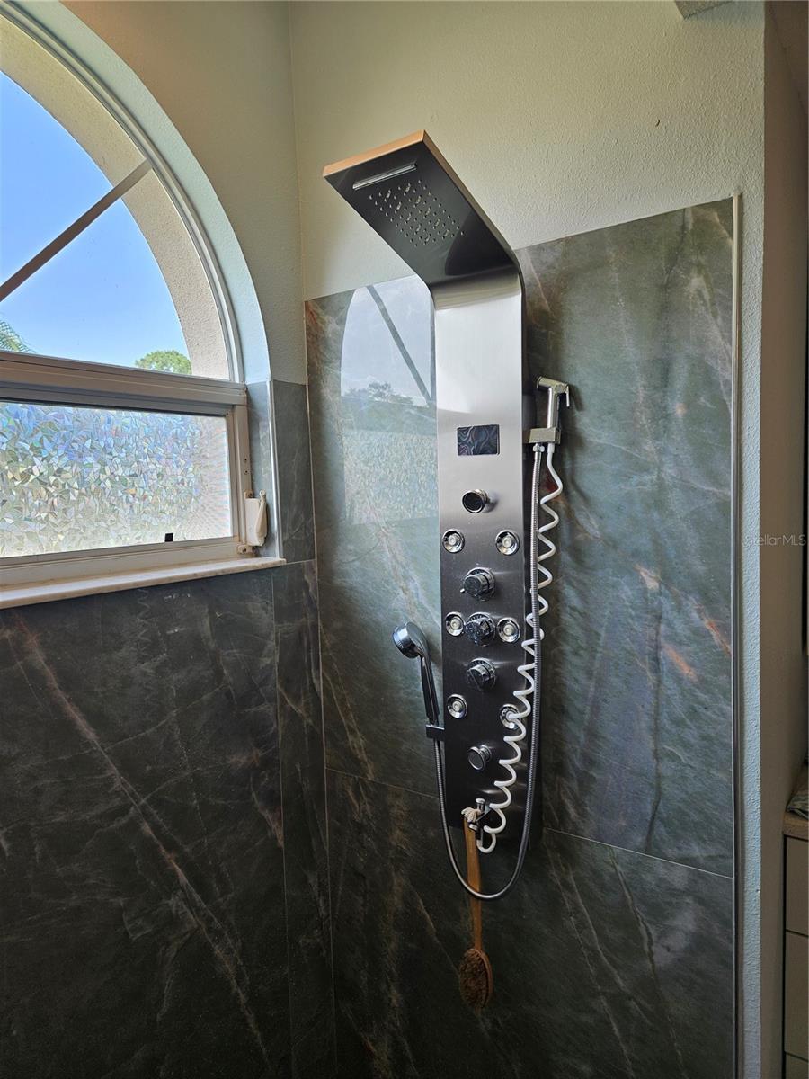 BRIARWOOD UNITS 1&2 - Residential