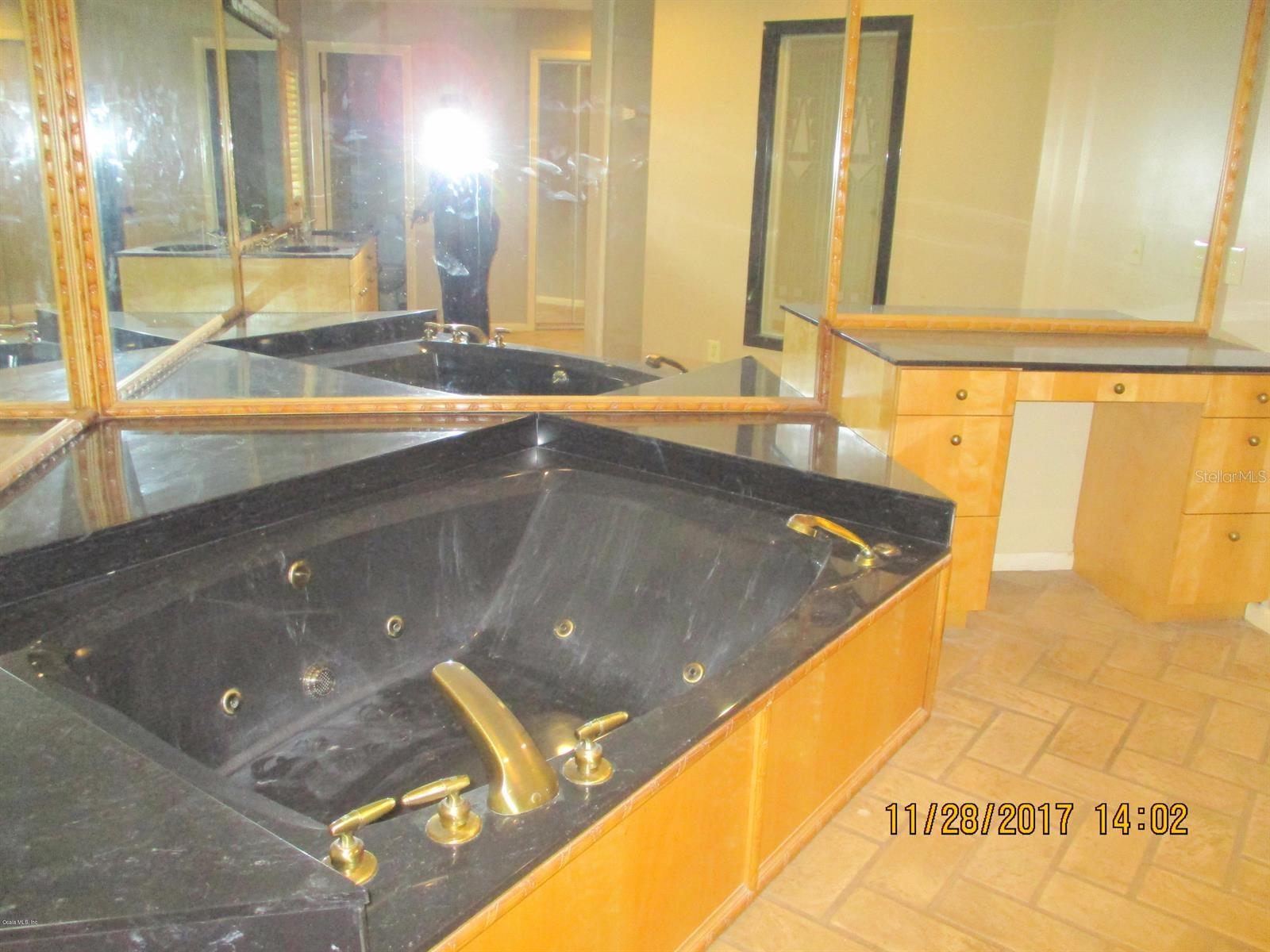 BLUE OAKS - Residential Lease