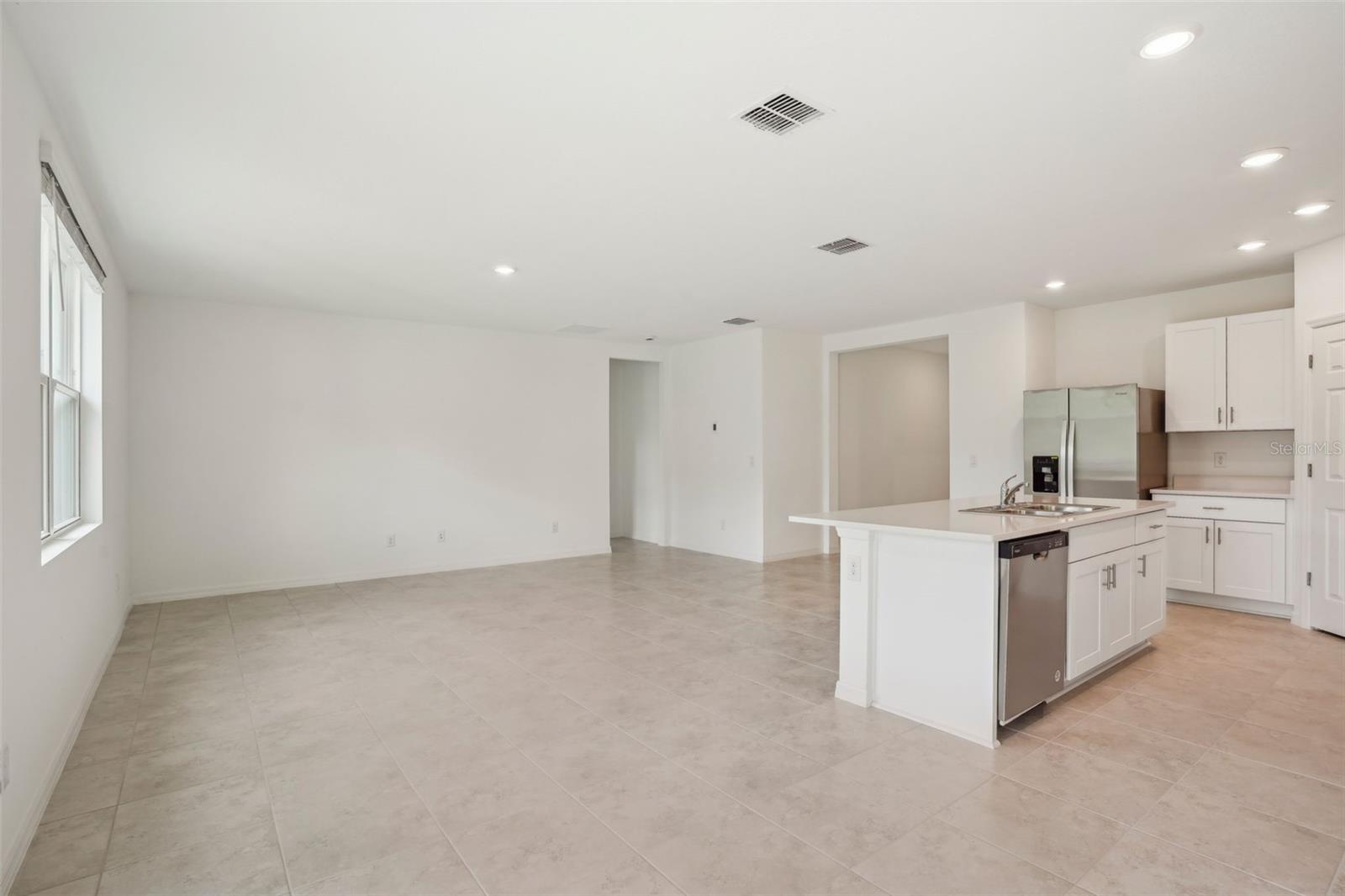 4728 JASMINE CIRCLE