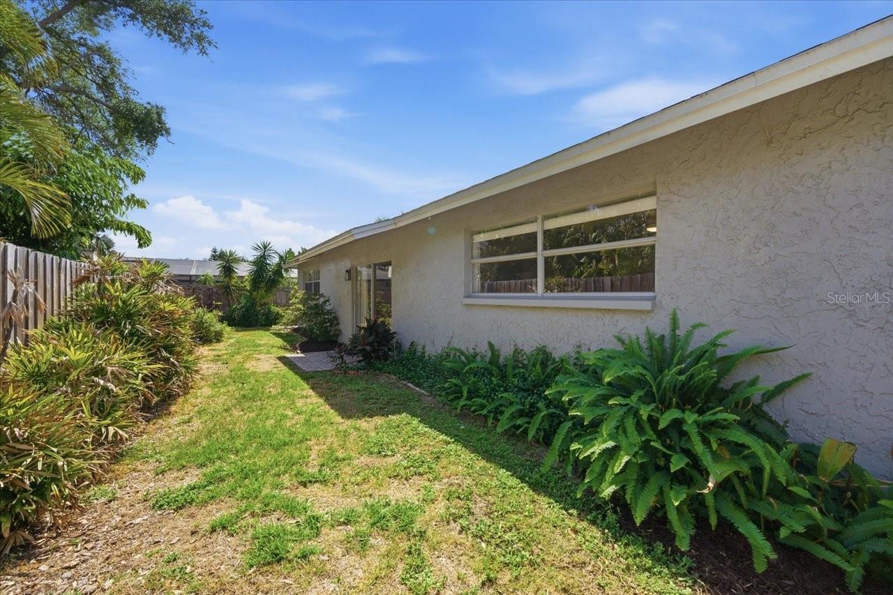 SEMINOLE GROVE ESTATES - Residential