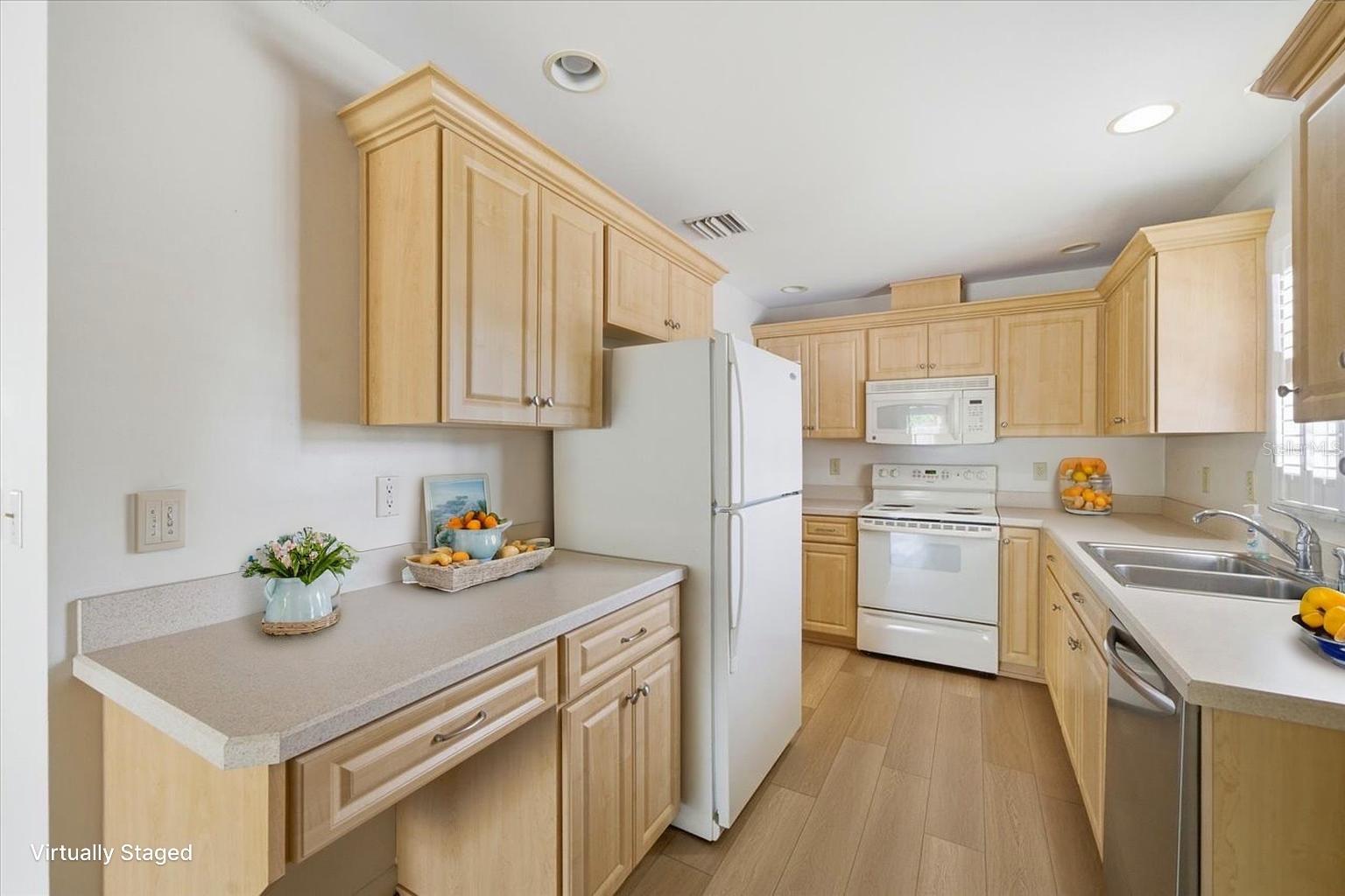 SEMINOLE GROVE ESTATES - Residential