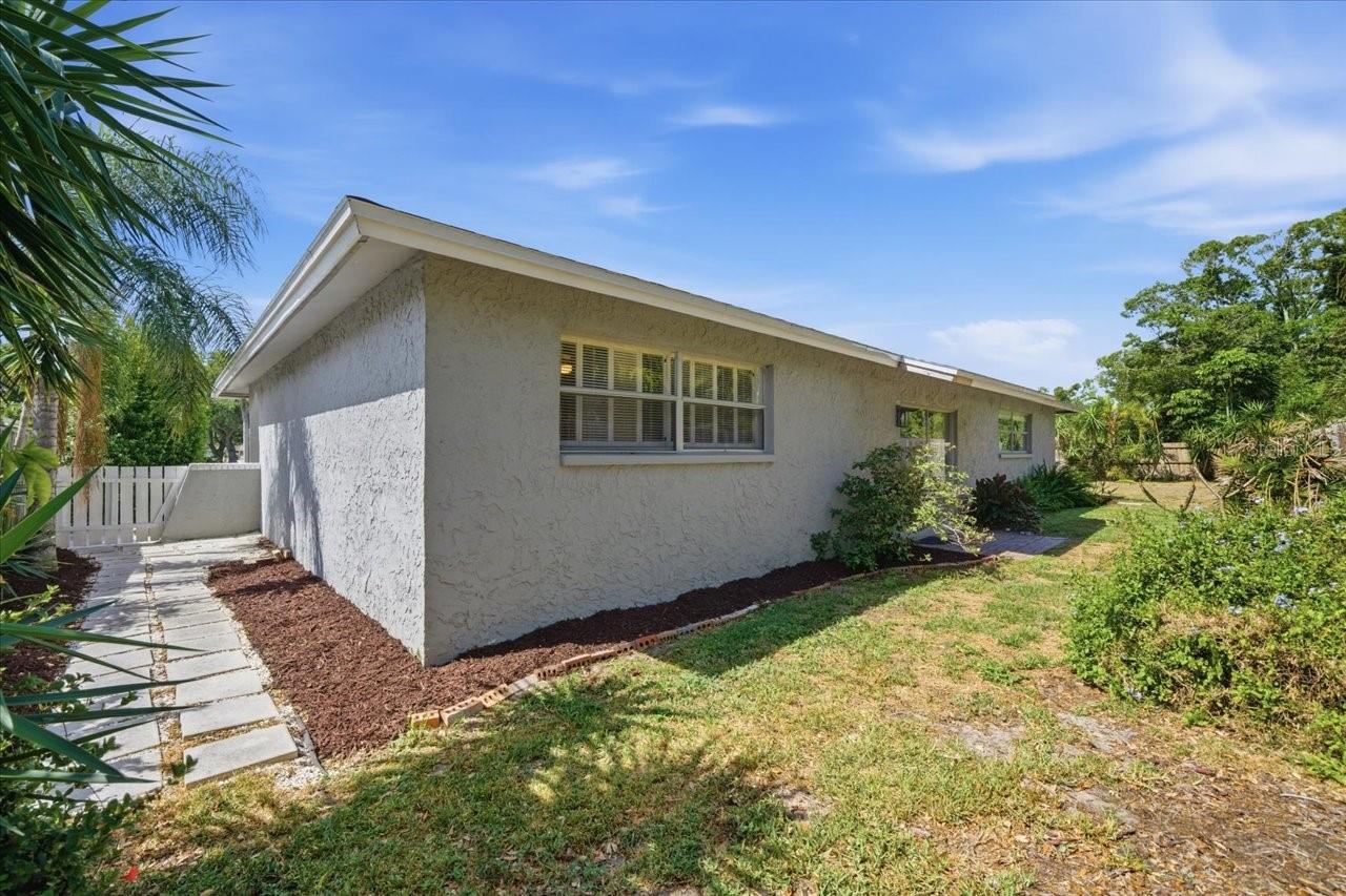 SEMINOLE GROVE ESTATES - Residential