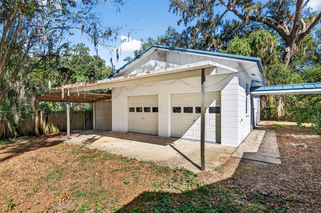 Photo of 10618 Skewlee Gardens Drive, Thonotosassa, FL 33592 (MLS # TB8440637)